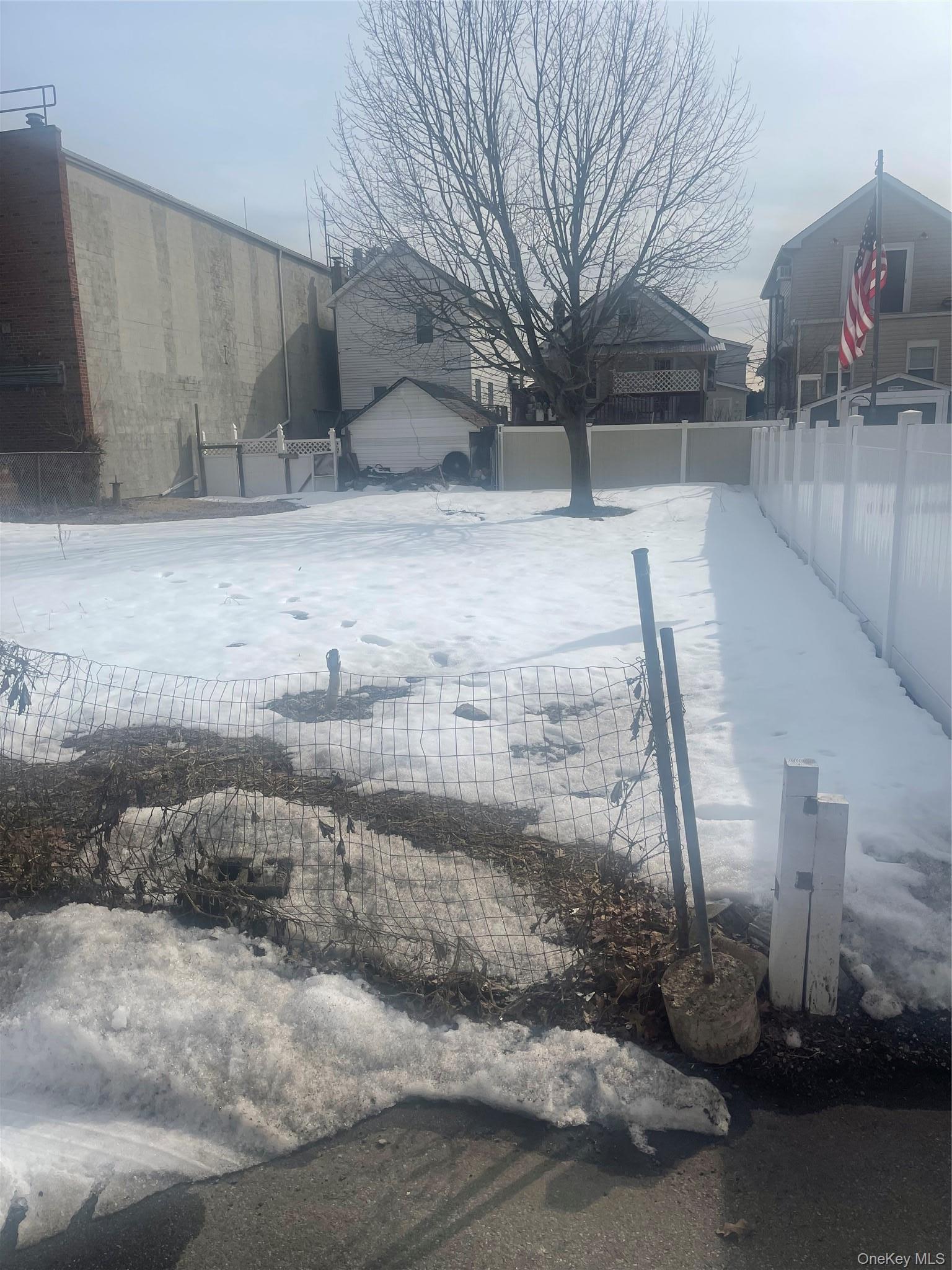 Land Rau Court  Queens, NY 11414, MLS-1040180-7
