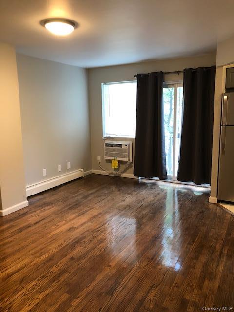 Single Family 31 Drive Queens, NY 11354, MLS-1040186-8