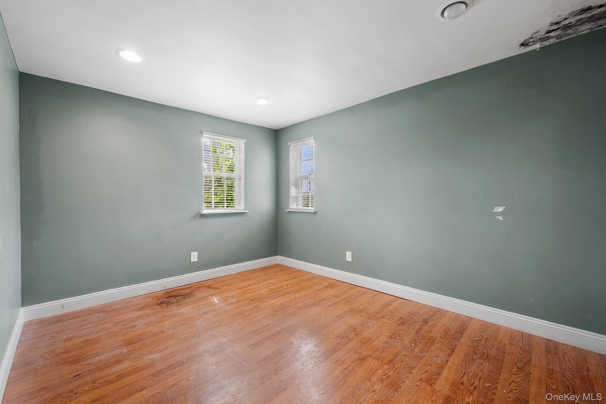 Single Family Valley View Avenue Orange County, NY 10950, MLS-1040191-18