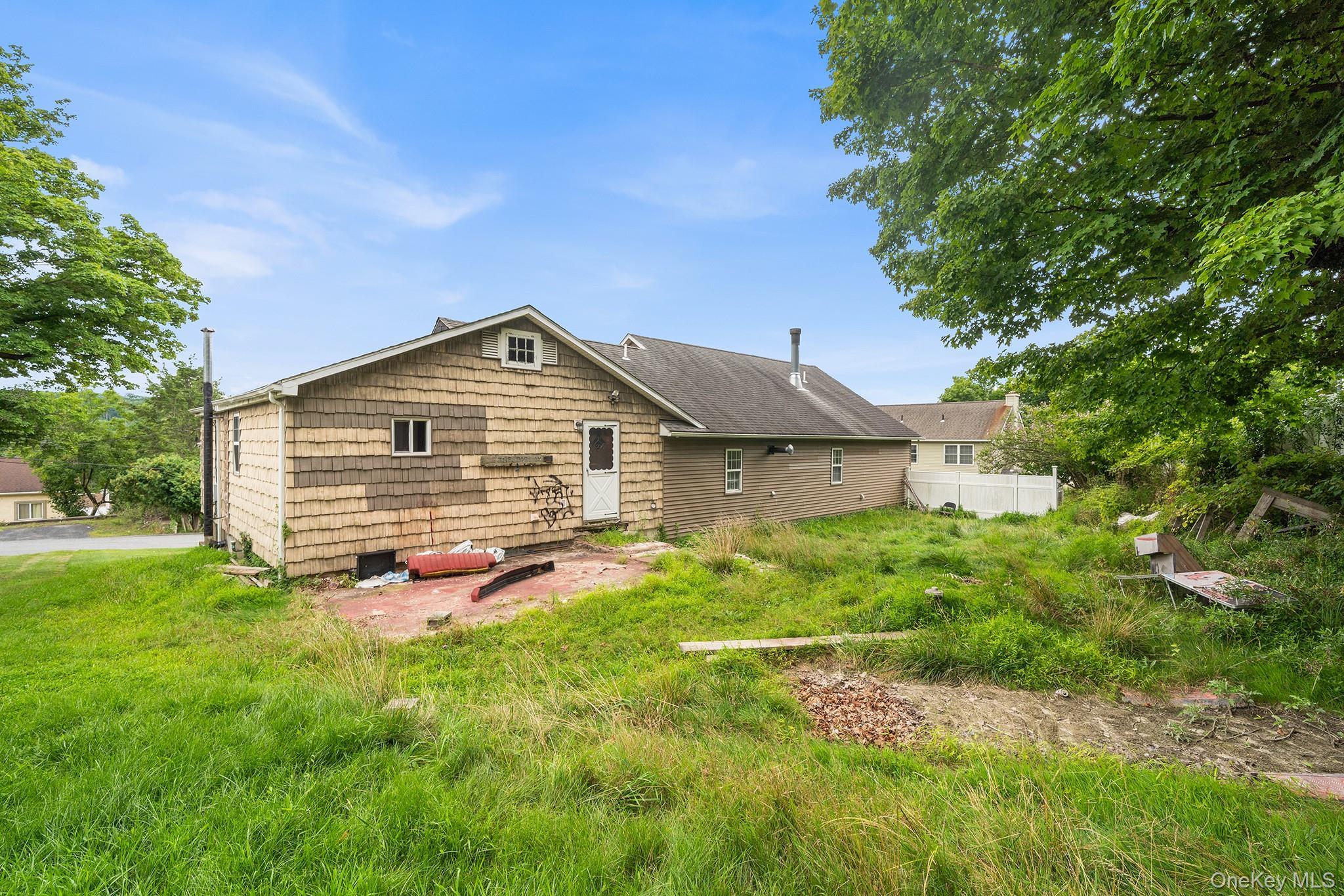 Single Family Valley View Avenue Orange County, NY 10950, MLS-1040191-21