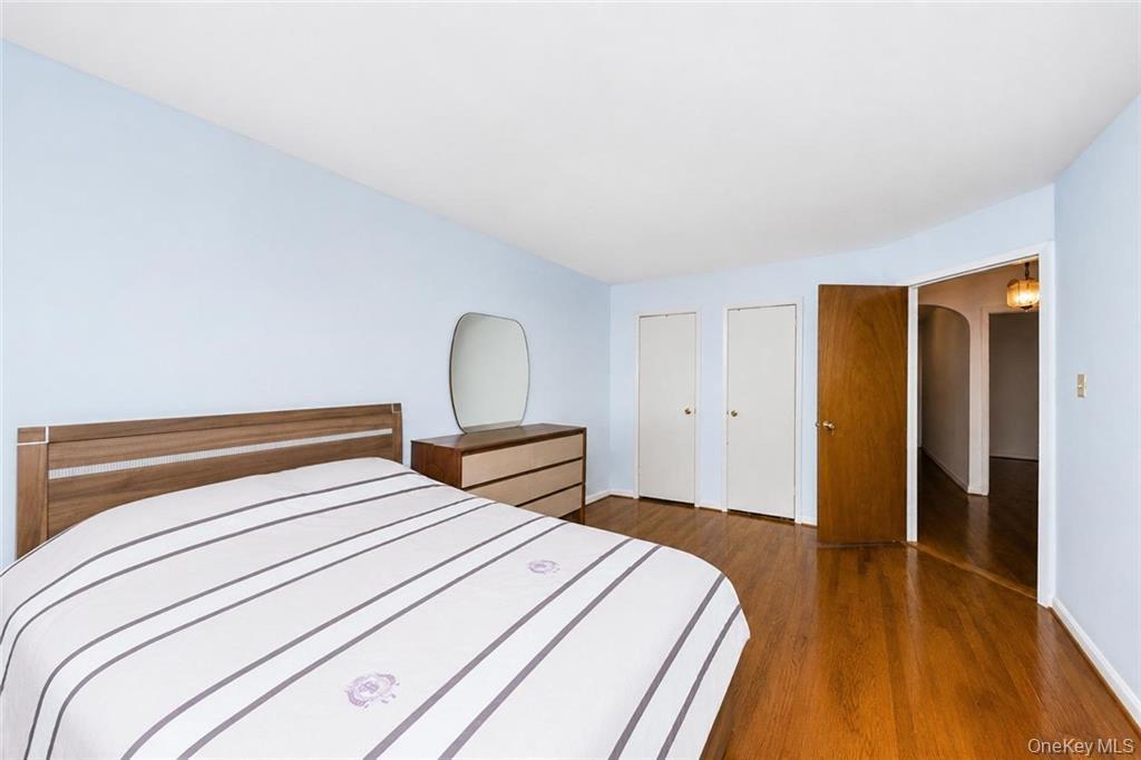 Single Family Avenue U  Brooklyn, NY 11234, MLS-1040192-17