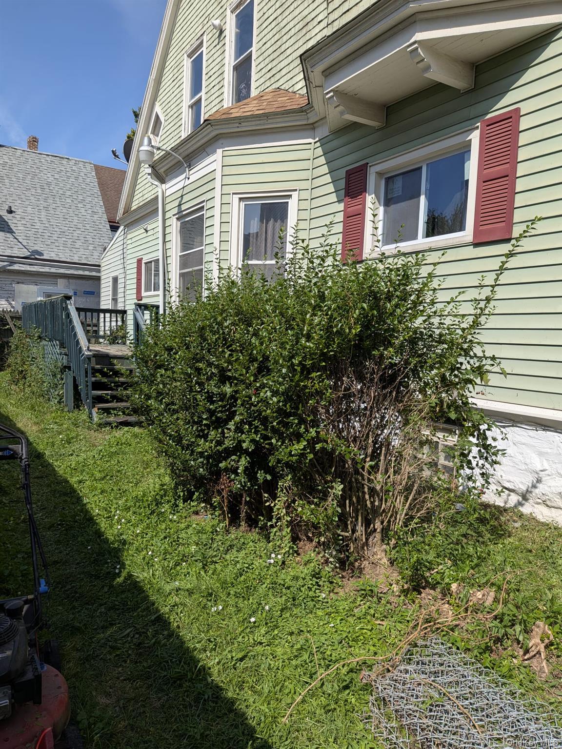 Single Family South Park Avenue Out Of Area, NY 14220, MLS-1040203-8