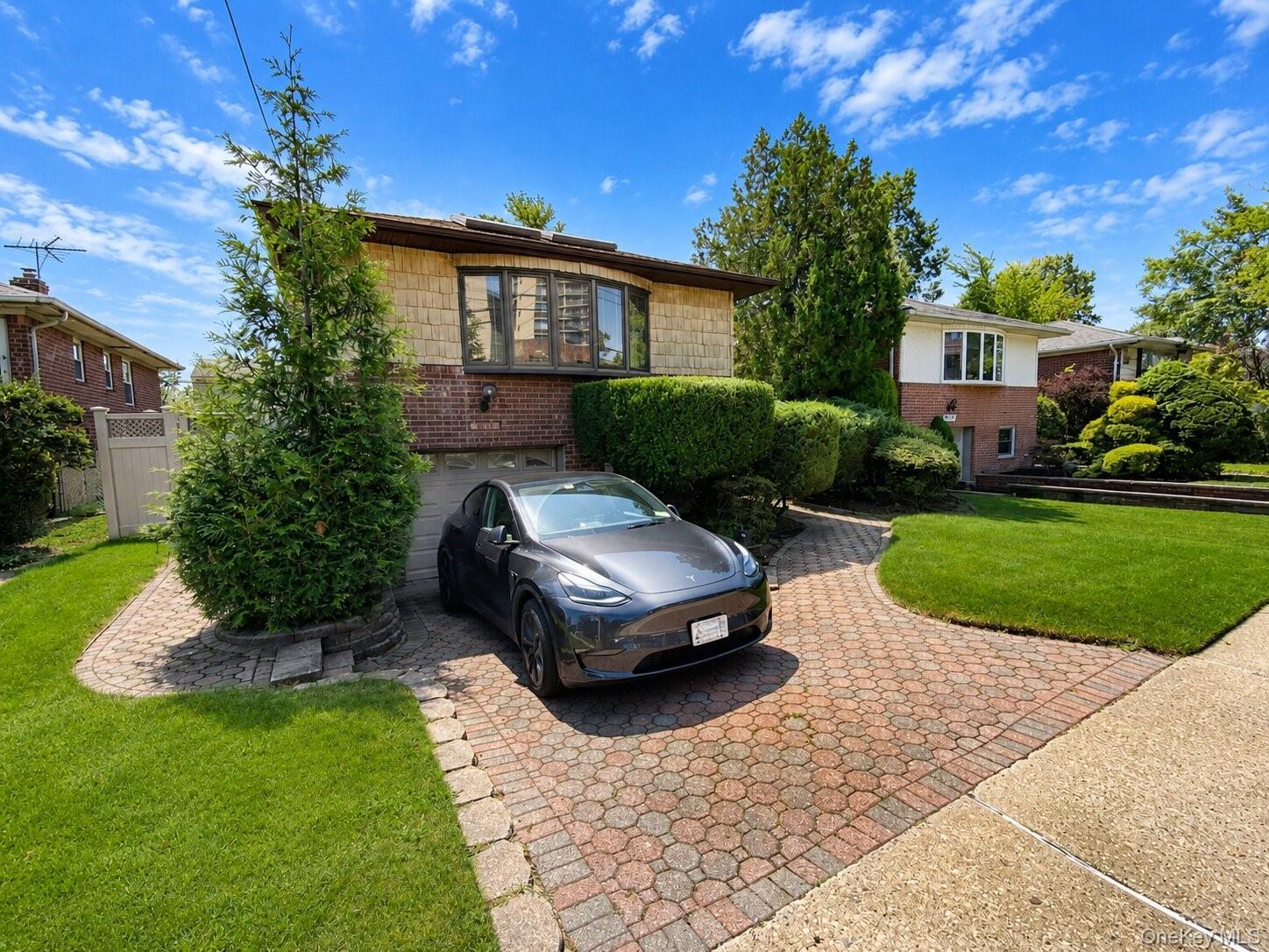 Single Family 26th Avenue Queens, NY 11360, MLS-1040210-2