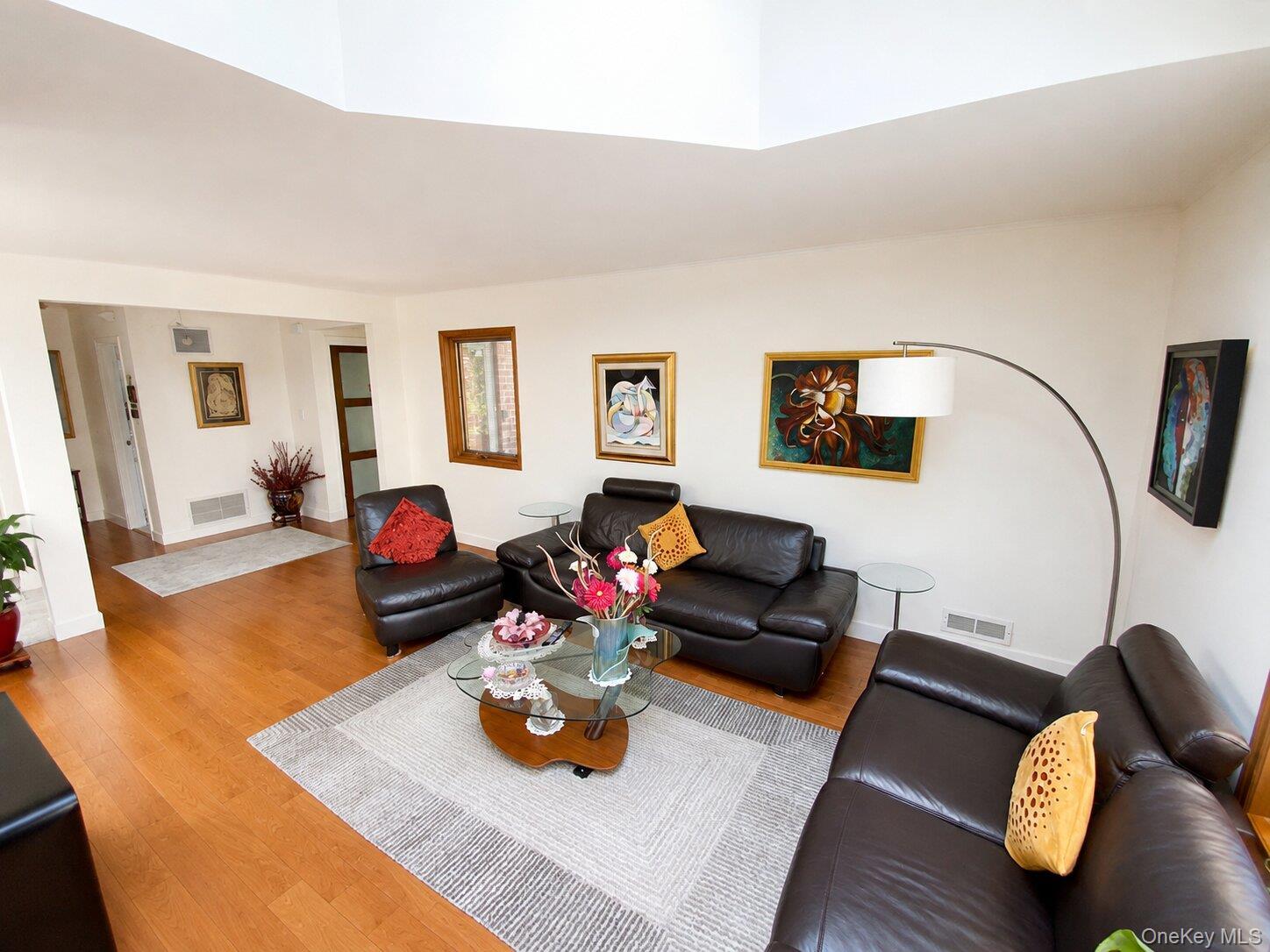 Single Family 26th Avenue Queens, NY 11360, MLS-1040210-4
