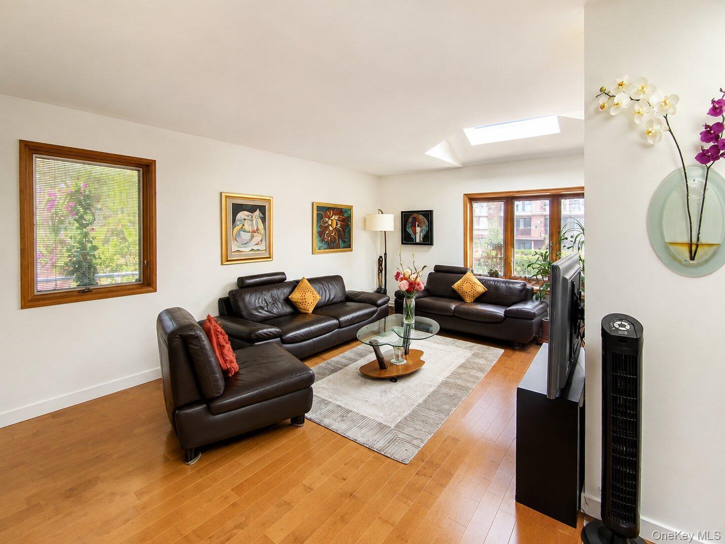 Single Family 26th Avenue Queens, NY 11360, MLS-1040210-5