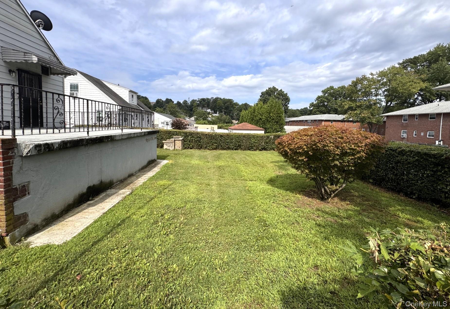 Single Family Canfield Avenue Westchester County, NY 10710, MLS-1040212-20