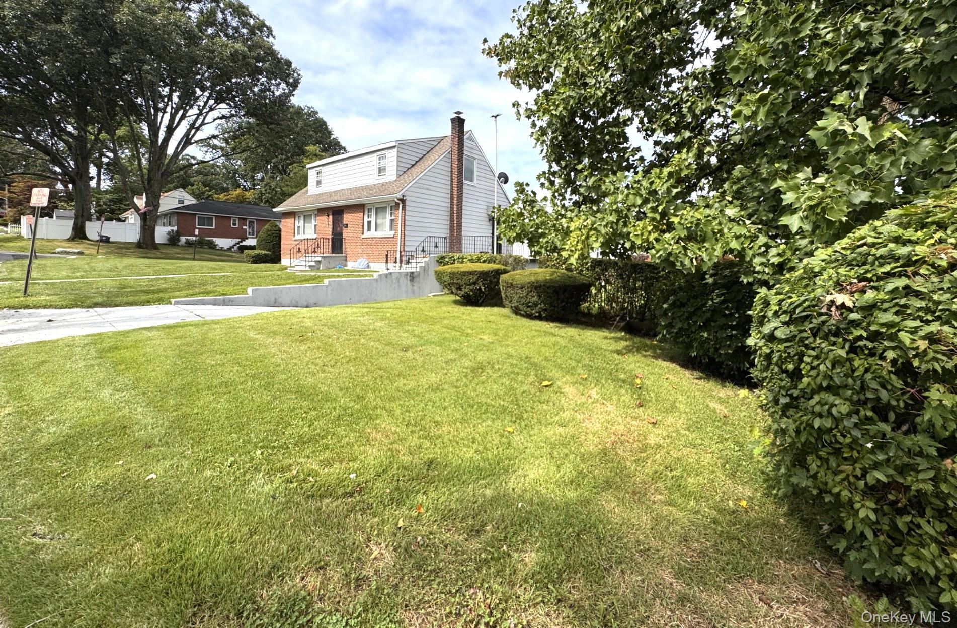 Single Family Canfield Avenue  Westchester County, NY 10710, MLS-1040212-26