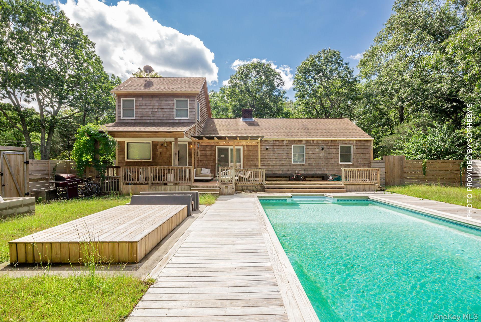 Single Family Neck Path Suffolk County, NY 11937, MLS-1040218-5