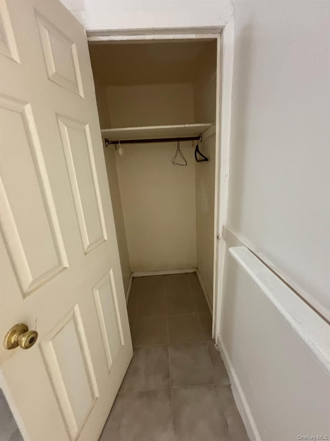 Apartment E 241st Street  Bronx, NY 10466, MLS-1040222-5