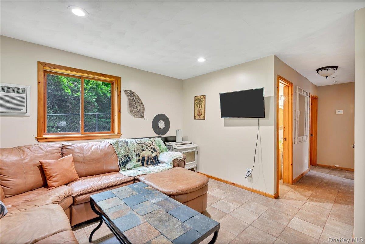 Single Family Bobillen Drive Greene County, NY 12444, MLS-1040225-33