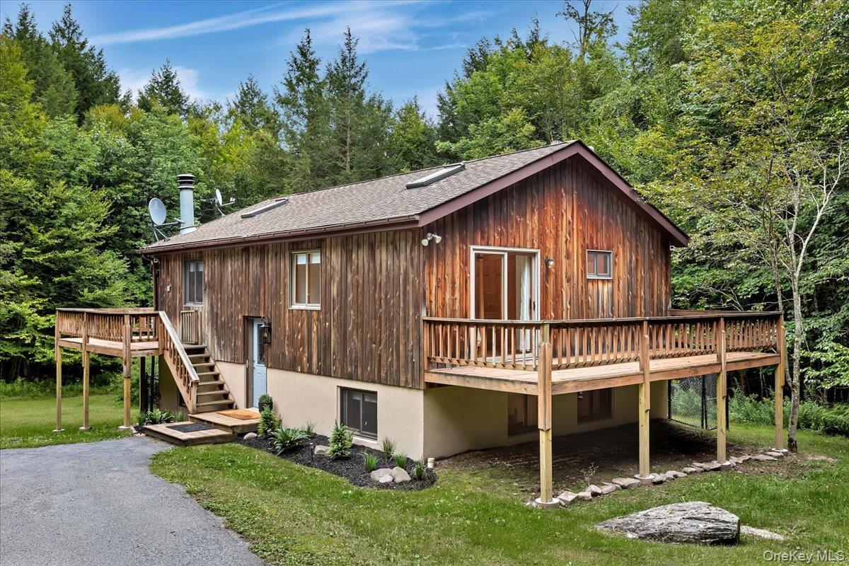 Single Family Bobillen Drive Greene County, NY 12444, MLS-1040225-4