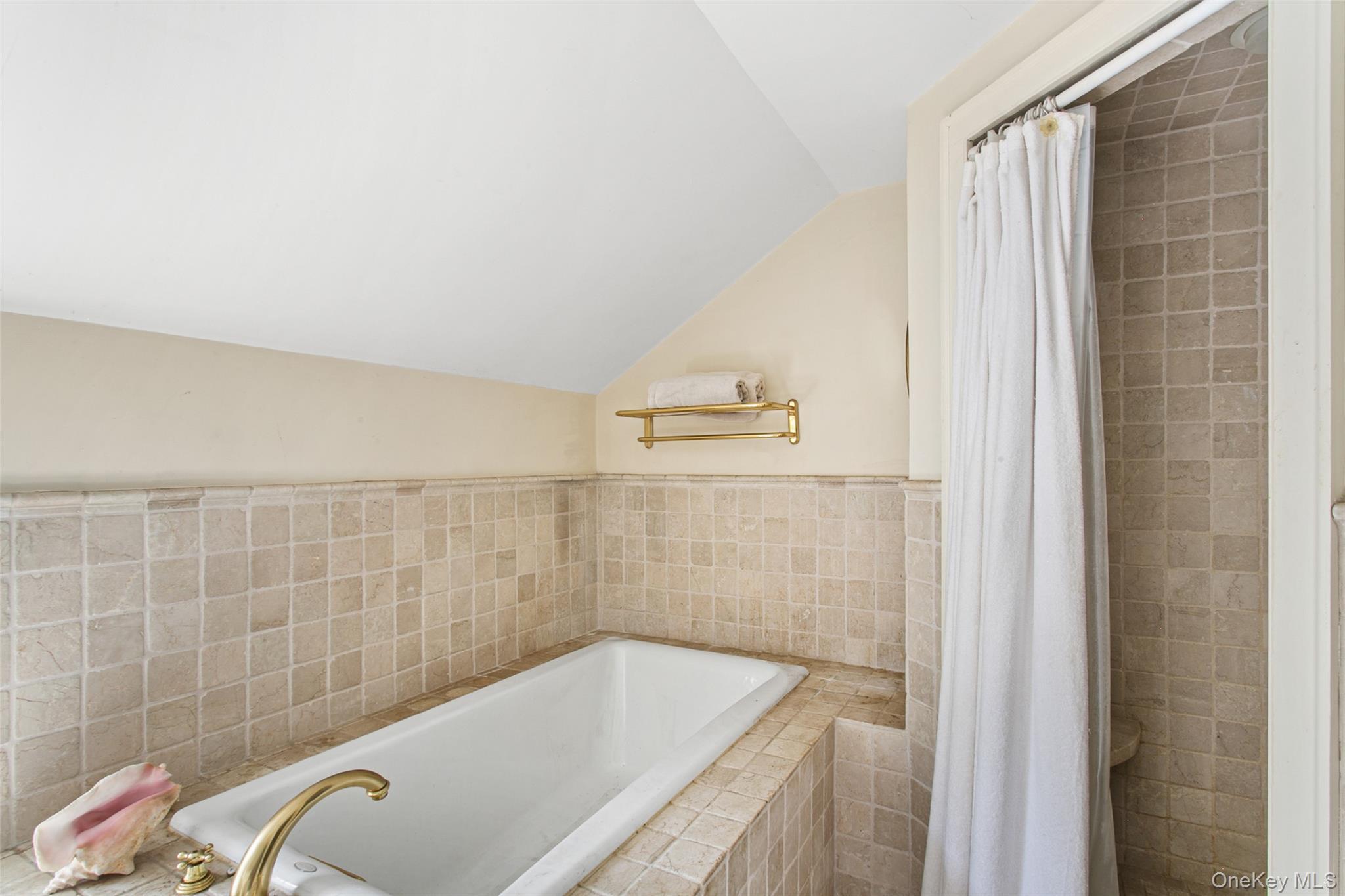 Single Family Cross River Road Westchester County, NY 10518, MLS-1040228-26