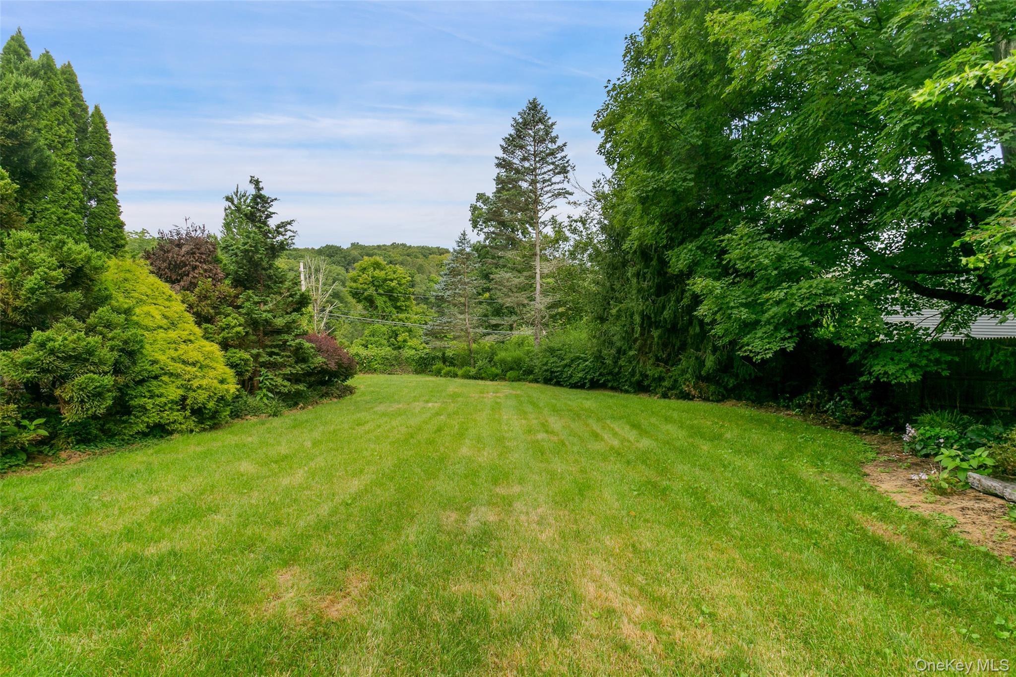 Single Family Cross River Road Westchester County, NY 10518, MLS-1040228-33