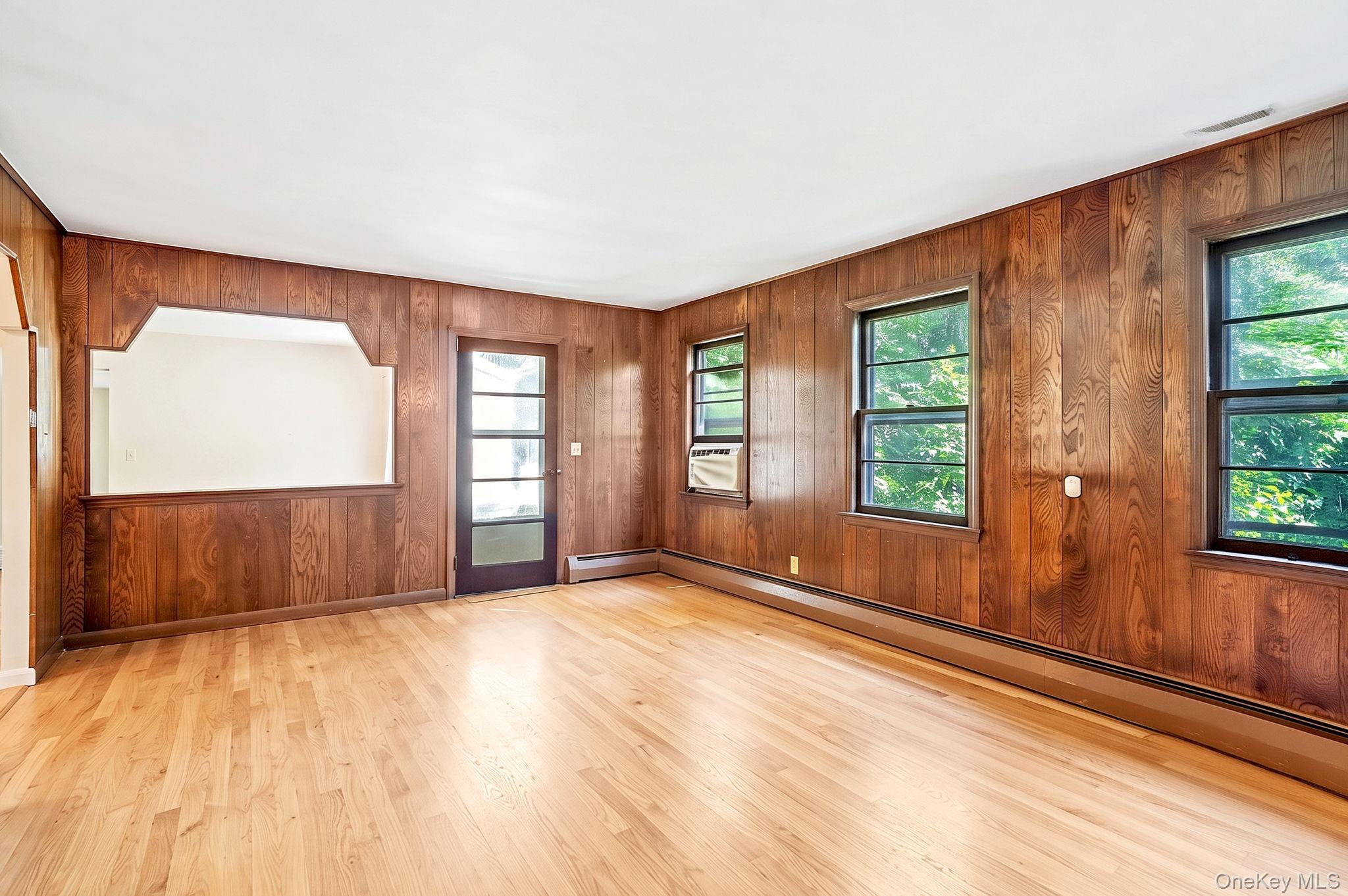 Single Family Gardiner Drive  Suffolk County, NY 11706, MLS-1040238-20