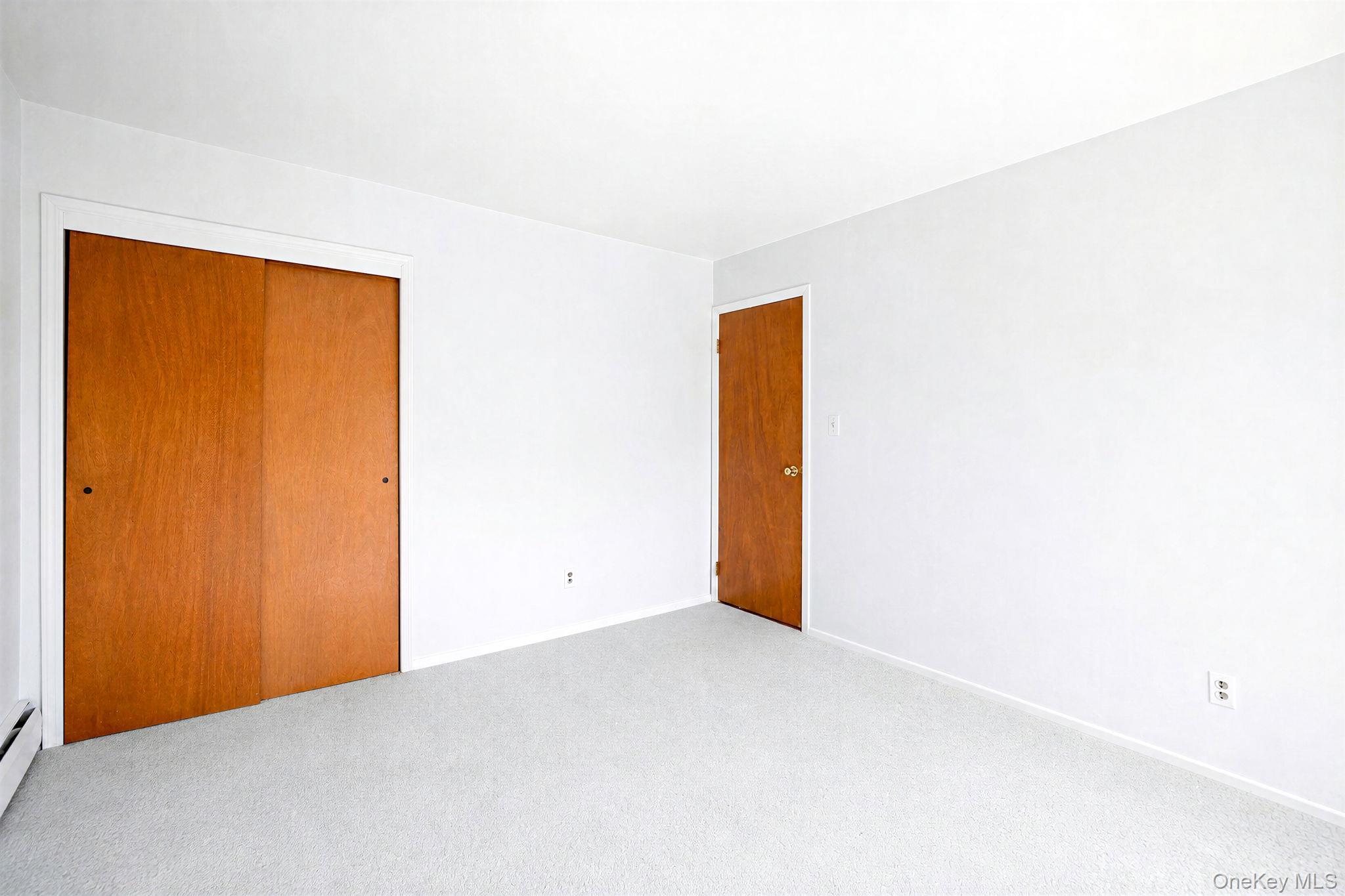 Single Family Gardiner Drive  Suffolk County, NY 11706, MLS-1040238-26