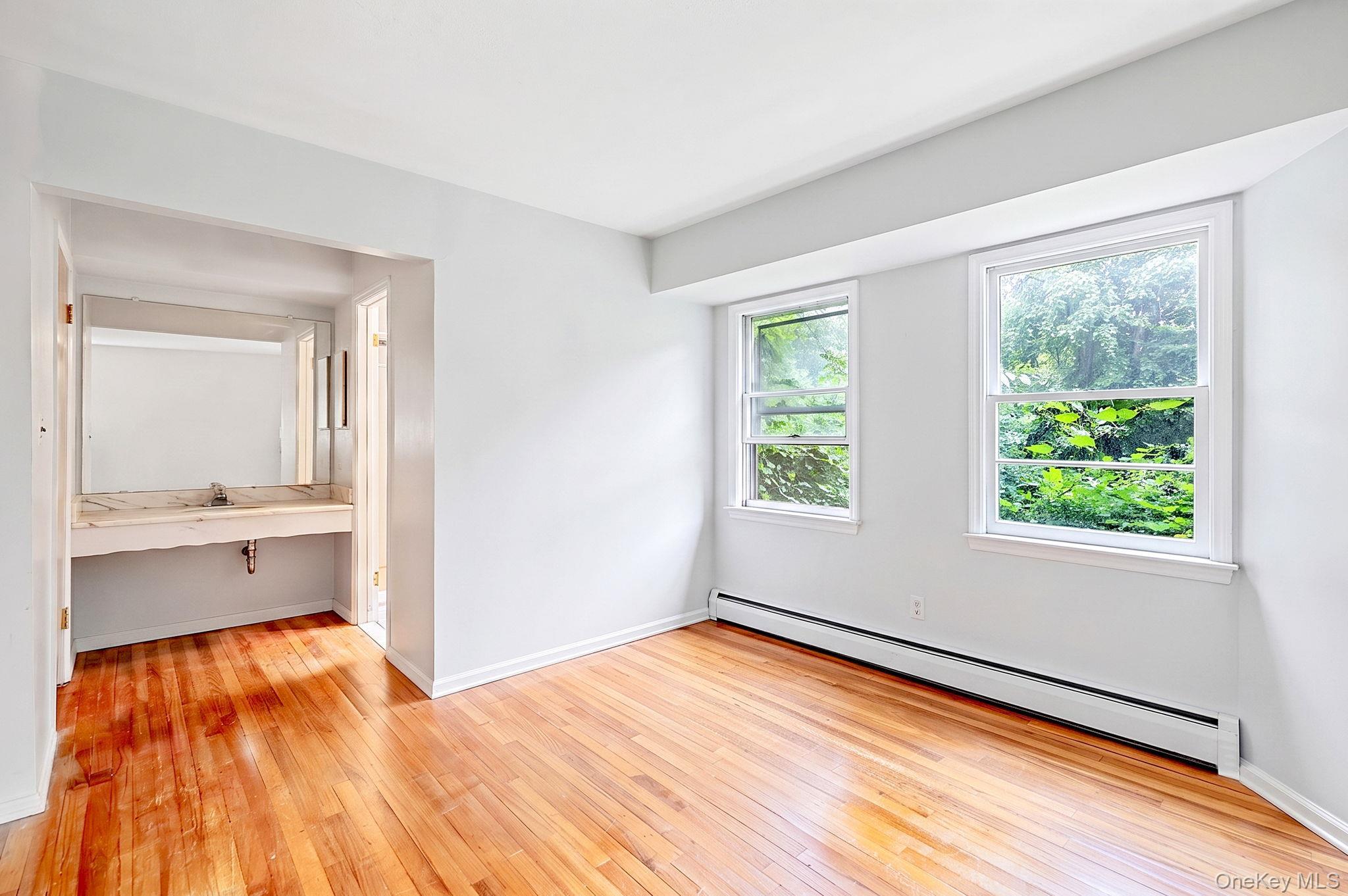 Single Family Gardiner Drive  Suffolk County, NY 11706, MLS-1040238-29