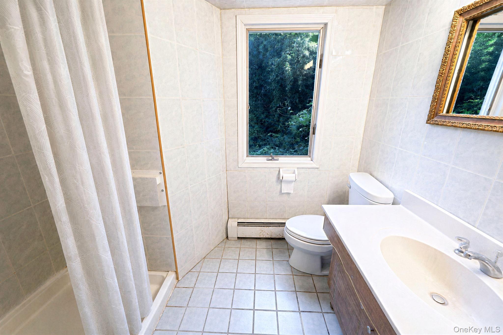 Single Family Gardiner Drive  Suffolk County, NY 11706, MLS-1040238-31