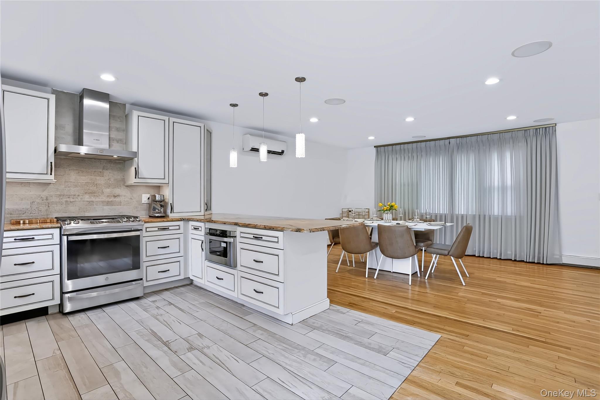 Single Family Stemmer Lane  Rockland County, NY 10901, MLS-1040242-10