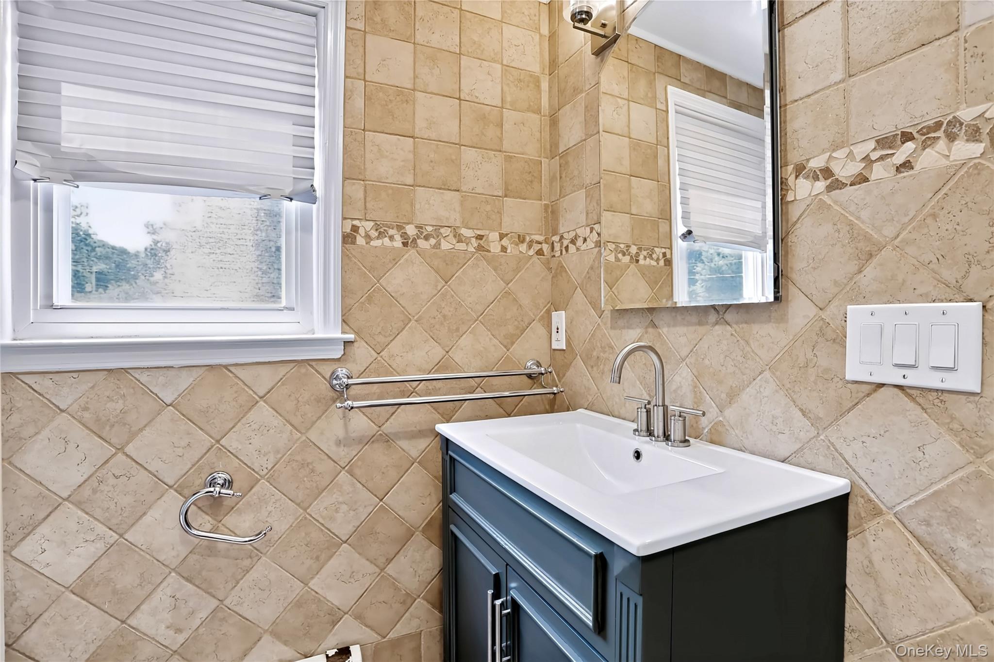 Single Family Stemmer Lane  Rockland County, NY 10901, MLS-1040242-19