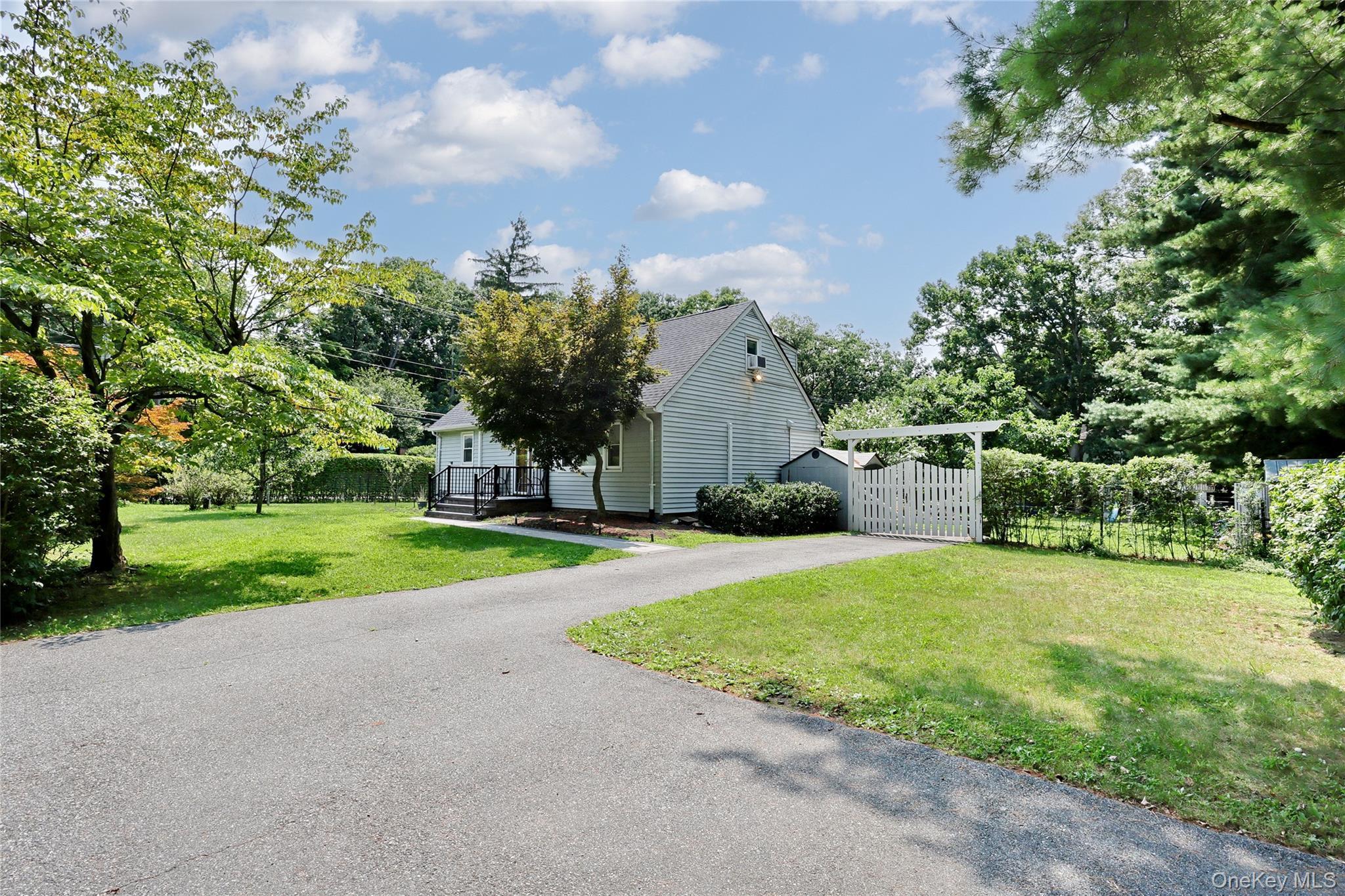Single Family Stemmer Lane  Rockland County, NY 10901, MLS-1040242-22