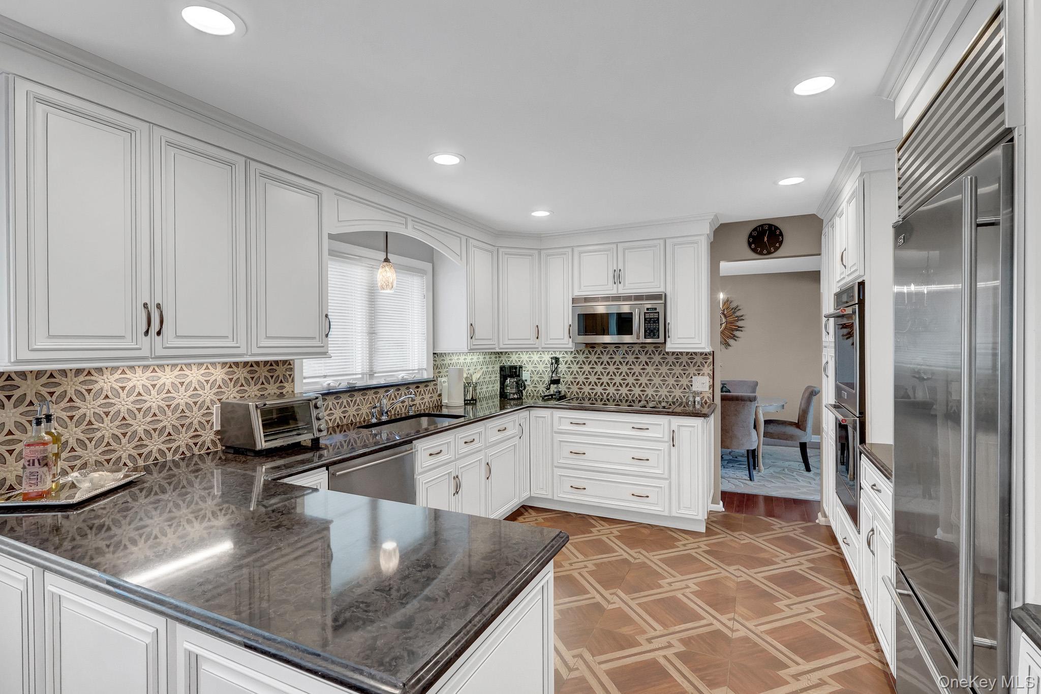 Single Family Admiral Road Nassau County, NY 11758, MLS-1040243-8