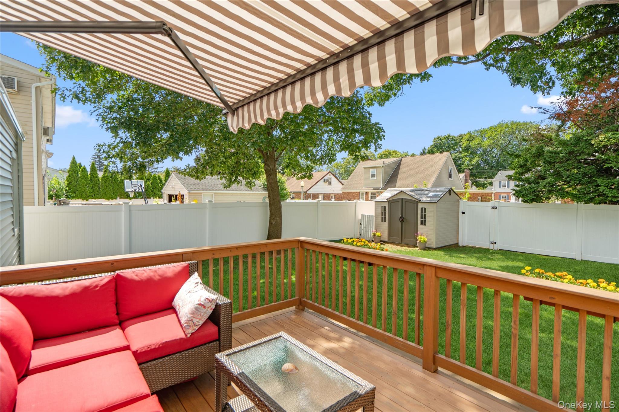 Single Family Alliance Street Nassau County, NY 11580, MLS-1040244-23