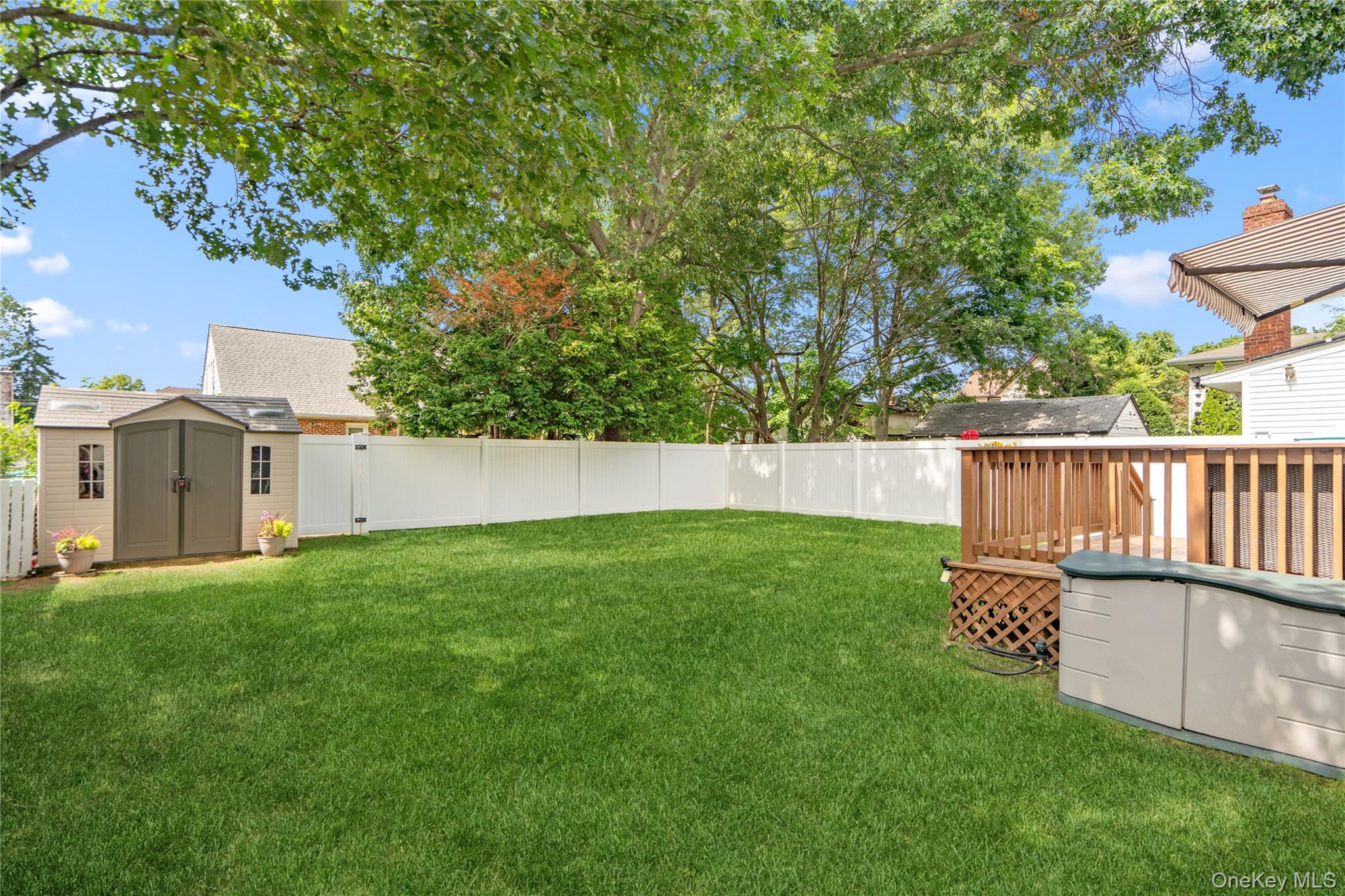 Single Family Alliance Street Nassau County, NY 11580, MLS-1040244-25