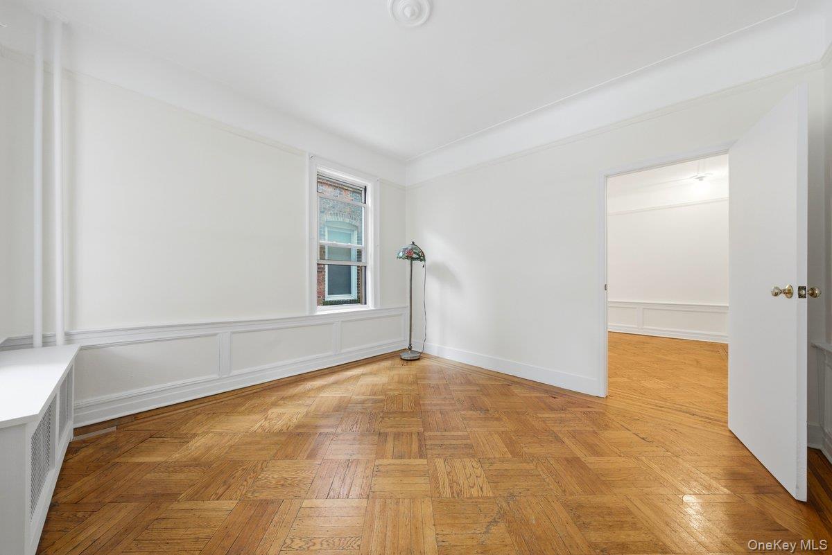 Single Family Greystone Avenue Bronx, NY 10463, MLS-1040247-13