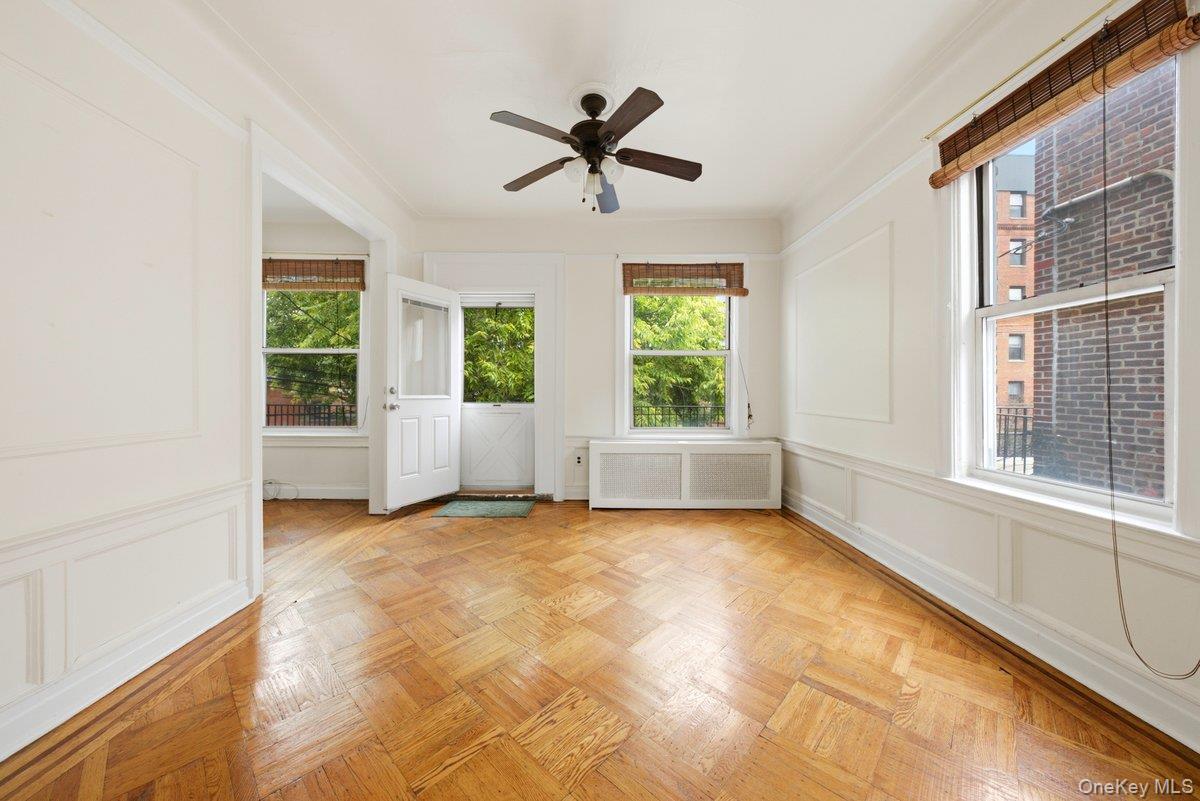 Single Family Greystone Avenue Bronx, NY 10463, MLS-1040247-28