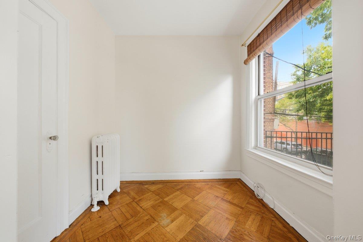 Single Family Greystone Avenue Bronx, NY 10463, MLS-1040247-31