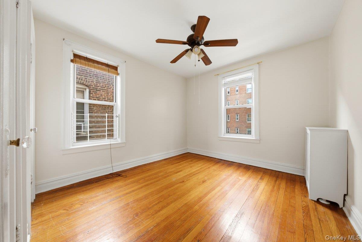 Single Family Greystone Avenue Bronx, NY 10463, MLS-1040247-35