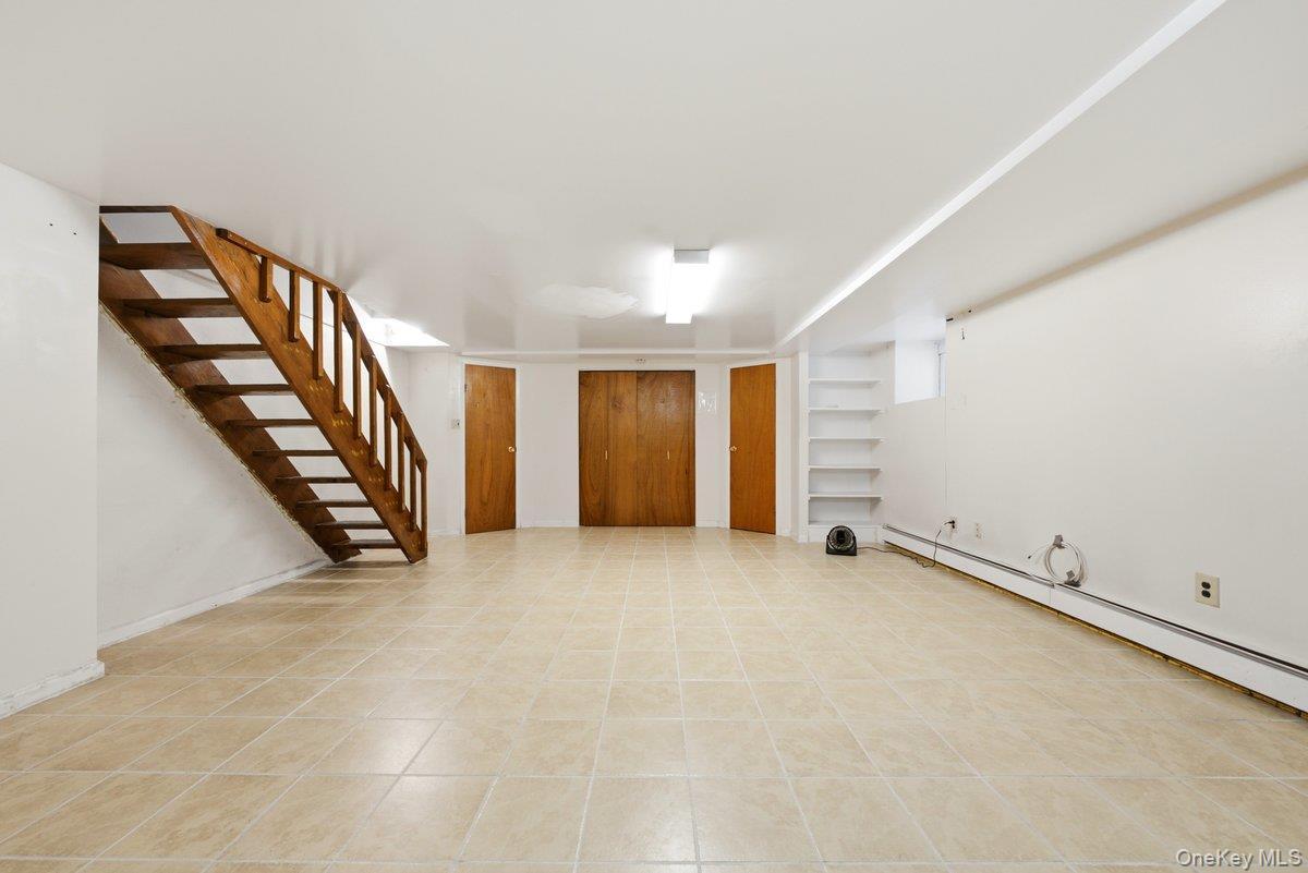 Single Family Greystone Avenue Bronx, NY 10463, MLS-1040247-41