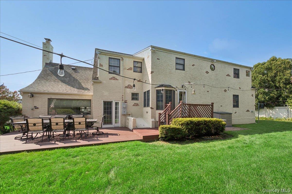 Single Family Albemarle Road Nassau County, NY 11590, MLS-1040255-37