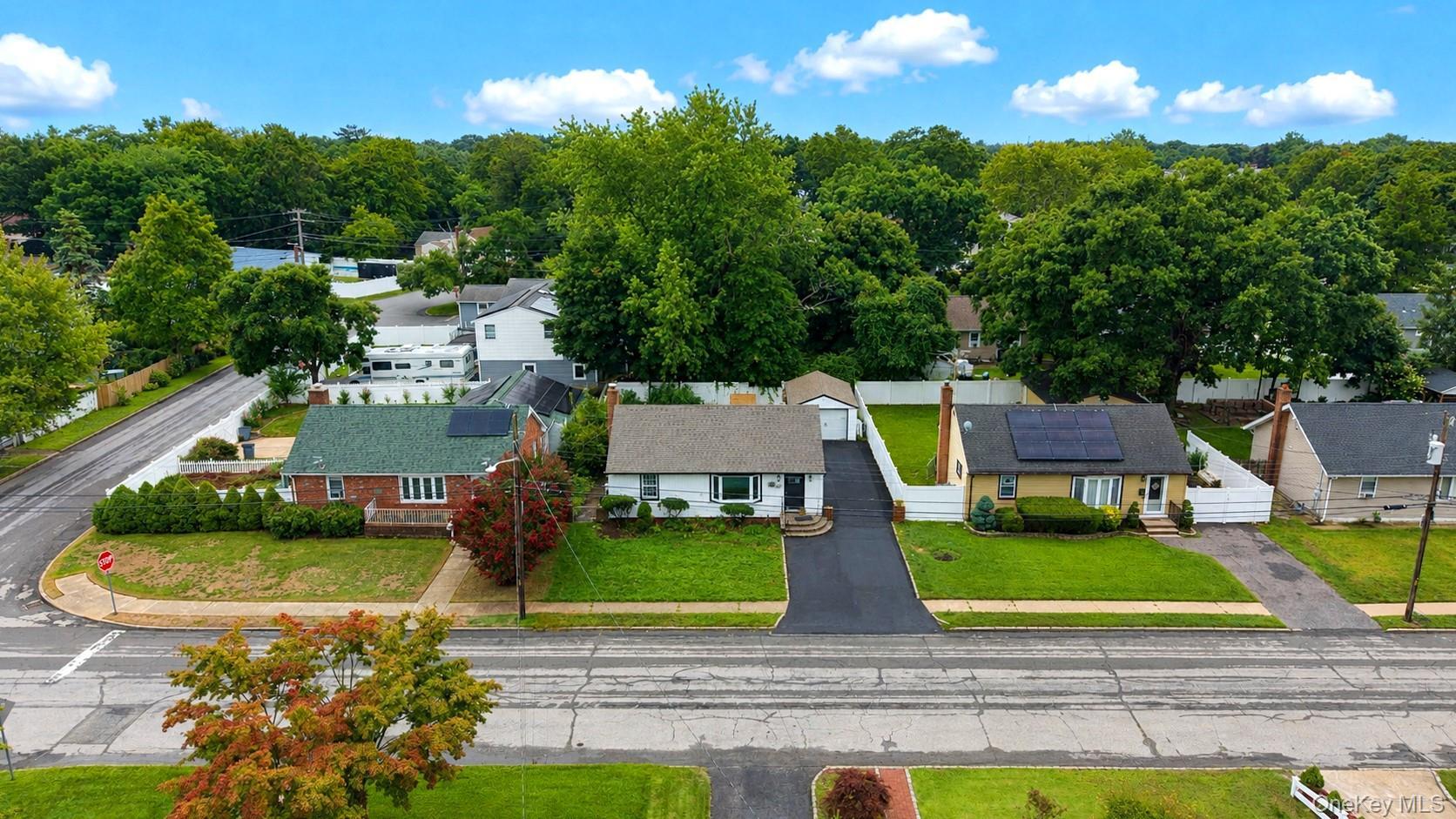 Single Family E Booker Avenue Suffolk County, NY 11798, MLS-1040269-2