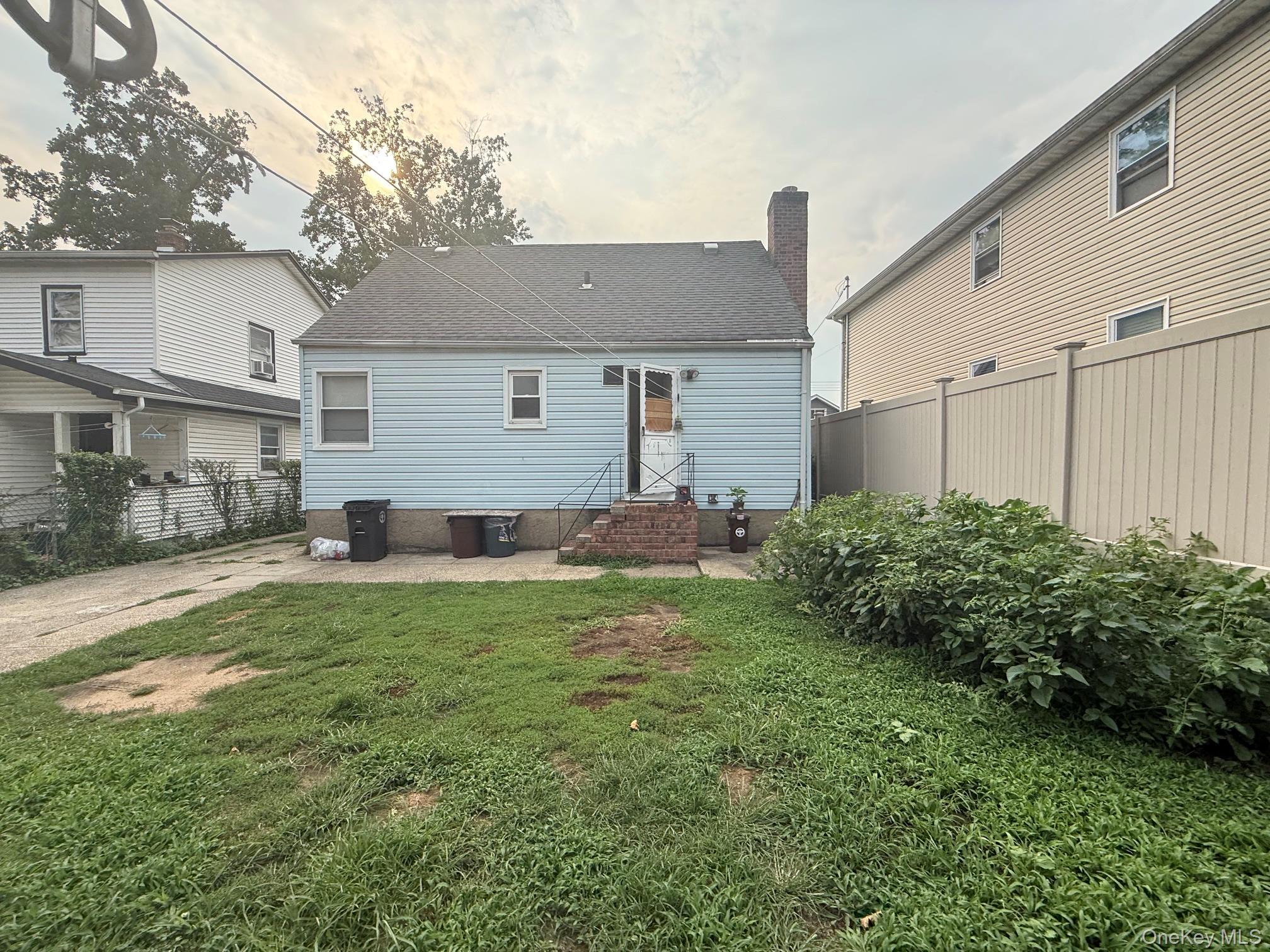 Single Family 220th Place Queens, NY 11413, MLS-1040272-3