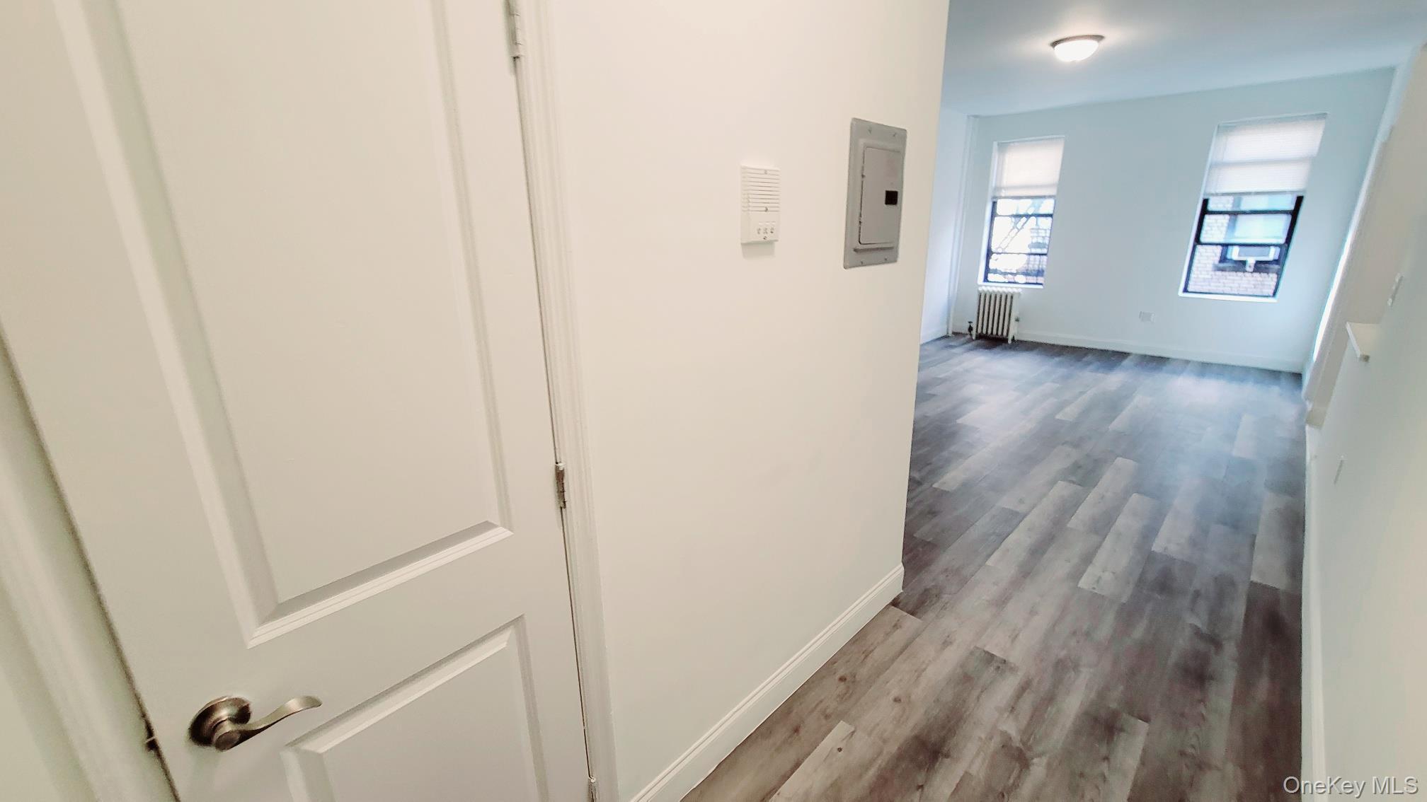 Apartment 39th Avenue Queens, NY 11377, MLS-1040275-17