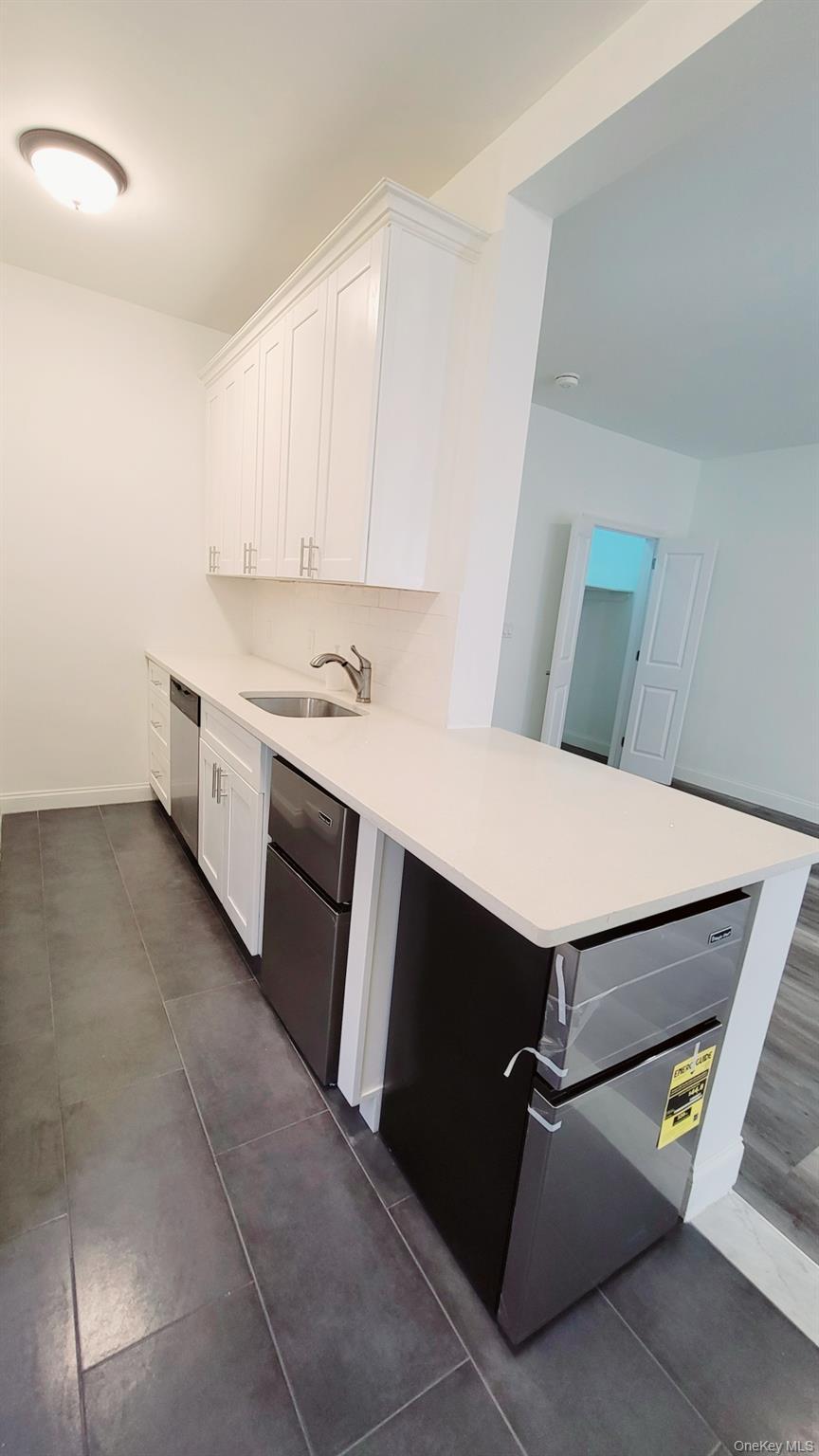 Apartment 39th Avenue Queens, NY 11377, MLS-1040275-7
