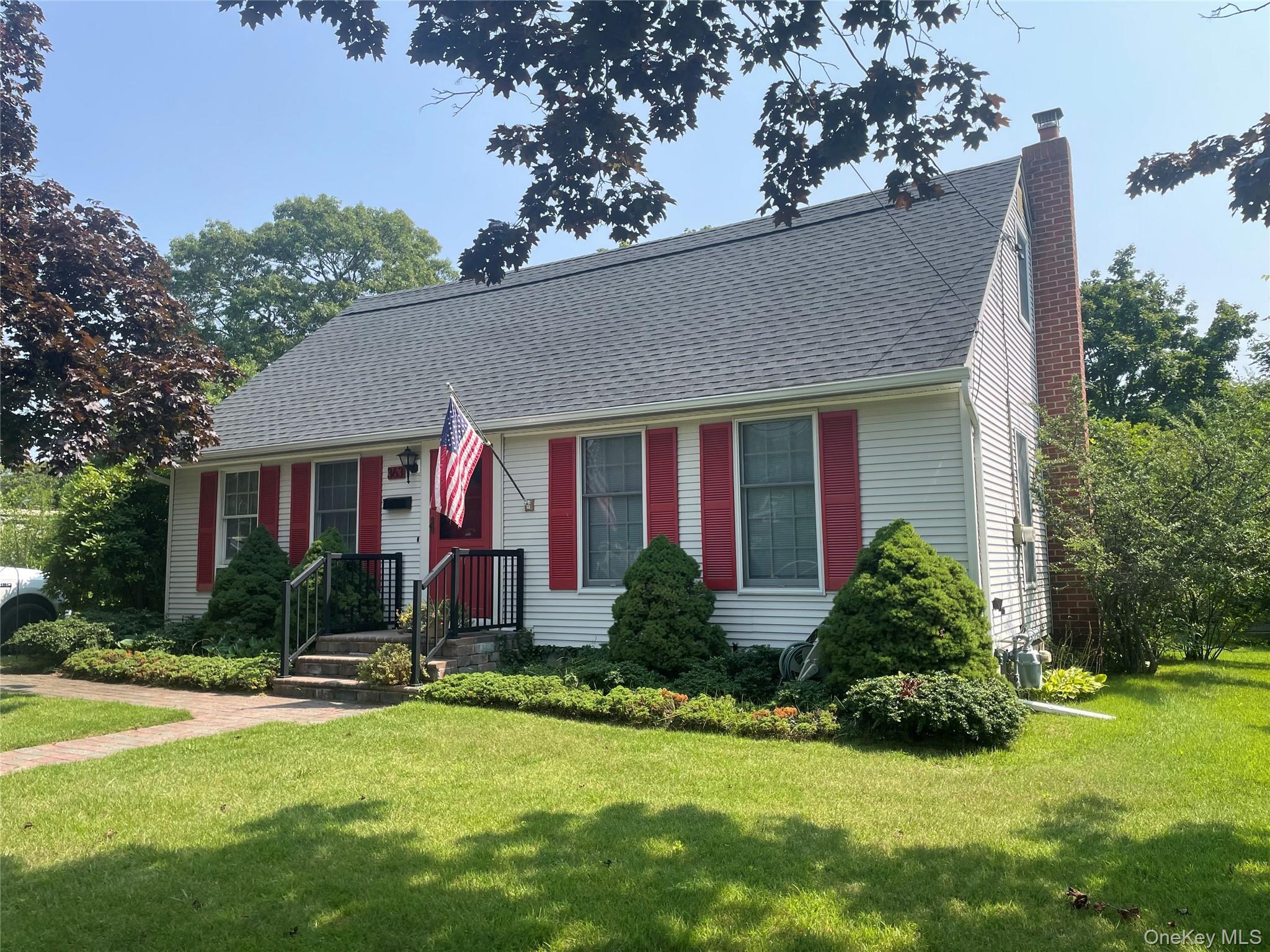 Single Family 3rd Avenue Suffolk County, NY 11705, MLS-1040315-2