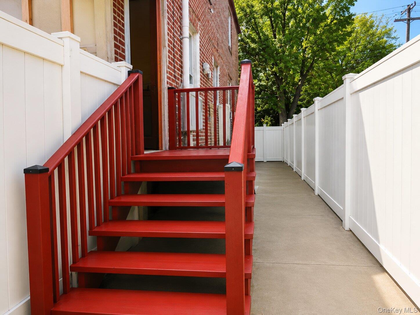 Single Family 111th Avenue Queens, NY 11433, MLS-1040323-3
