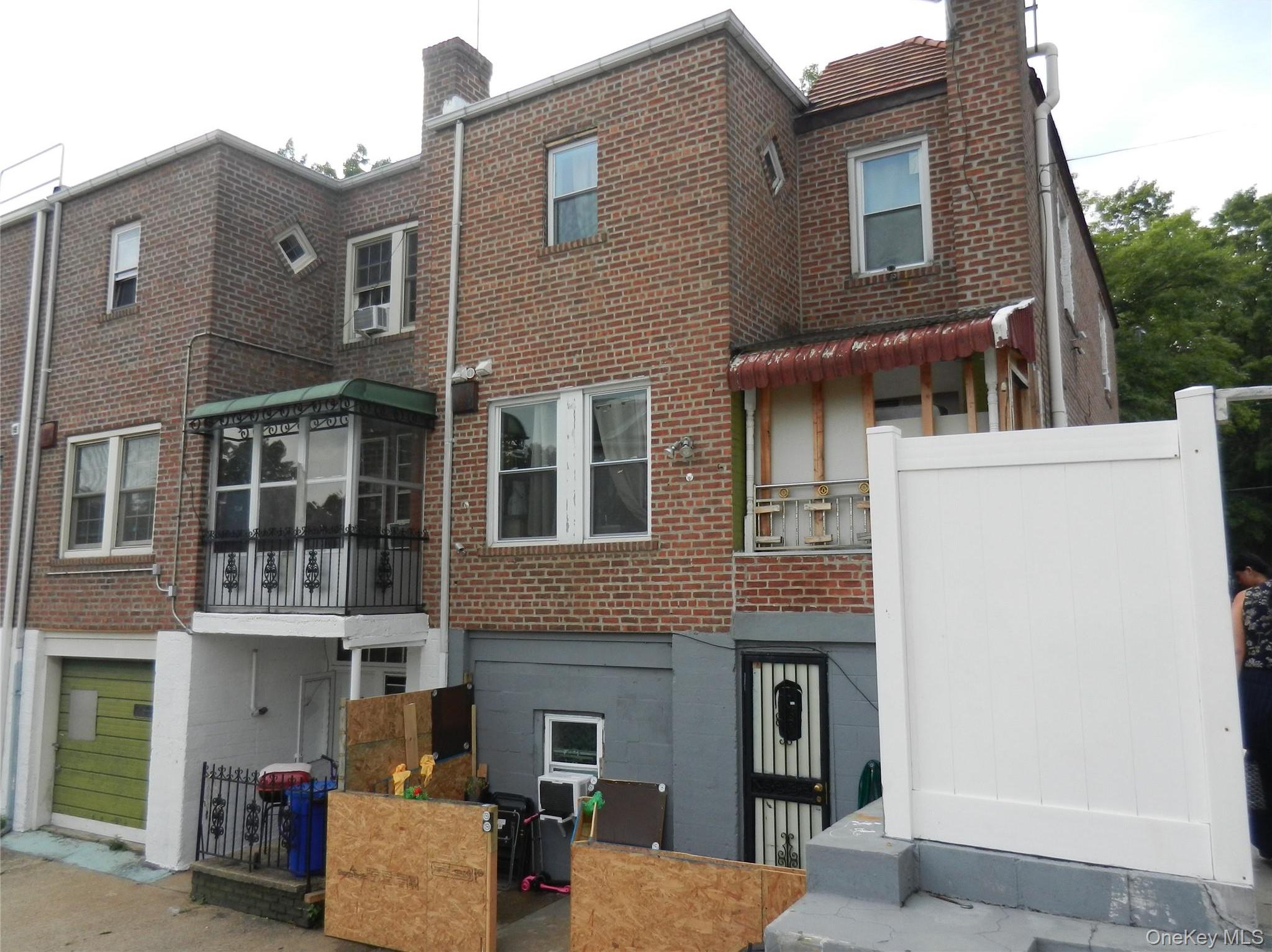 Single Family 111th Avenue Queens, NY 11433, MLS-1040323-5