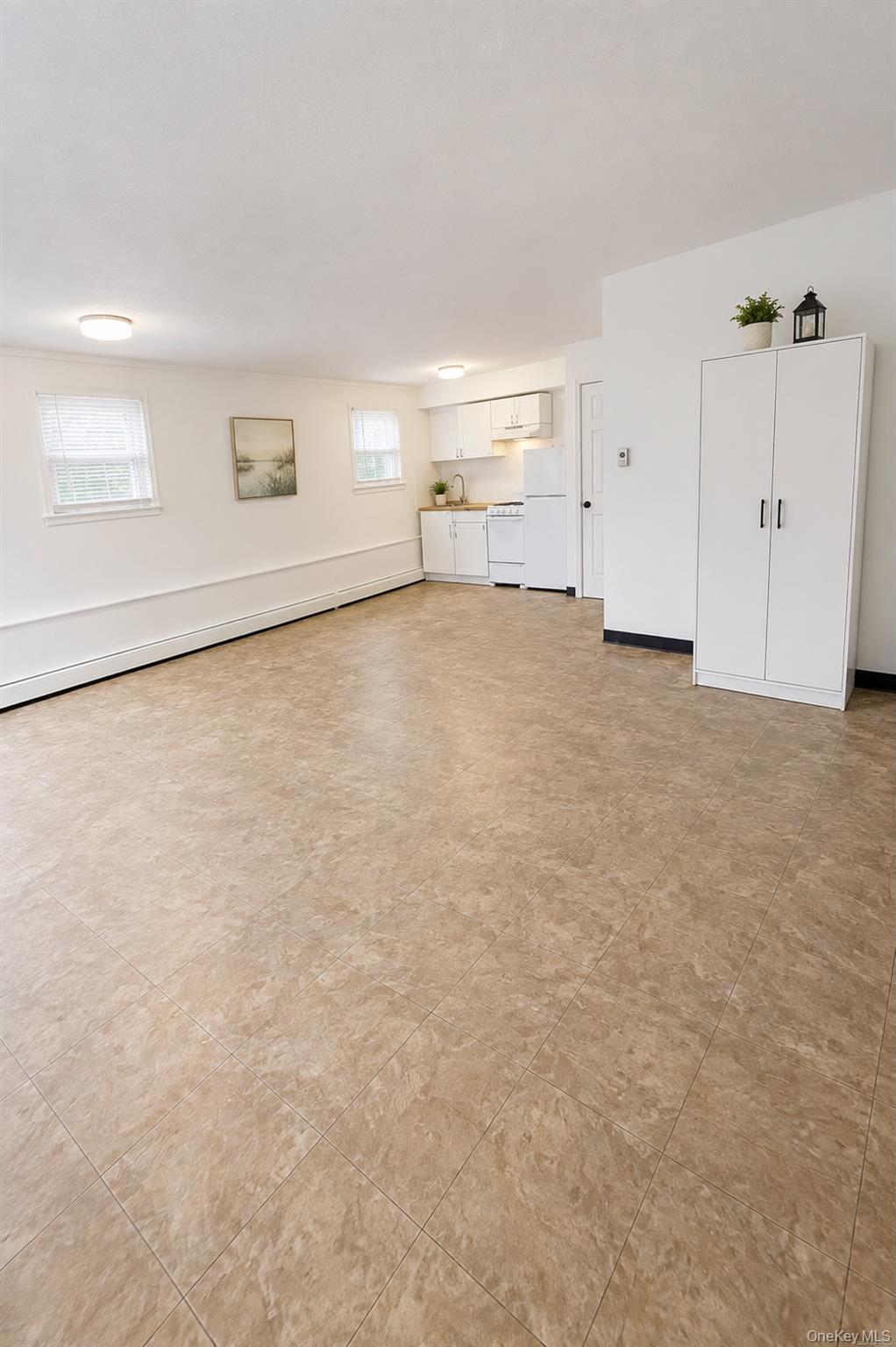 Single Family Almeda Avenue Queens, NY 11692, MLS-1040339-8