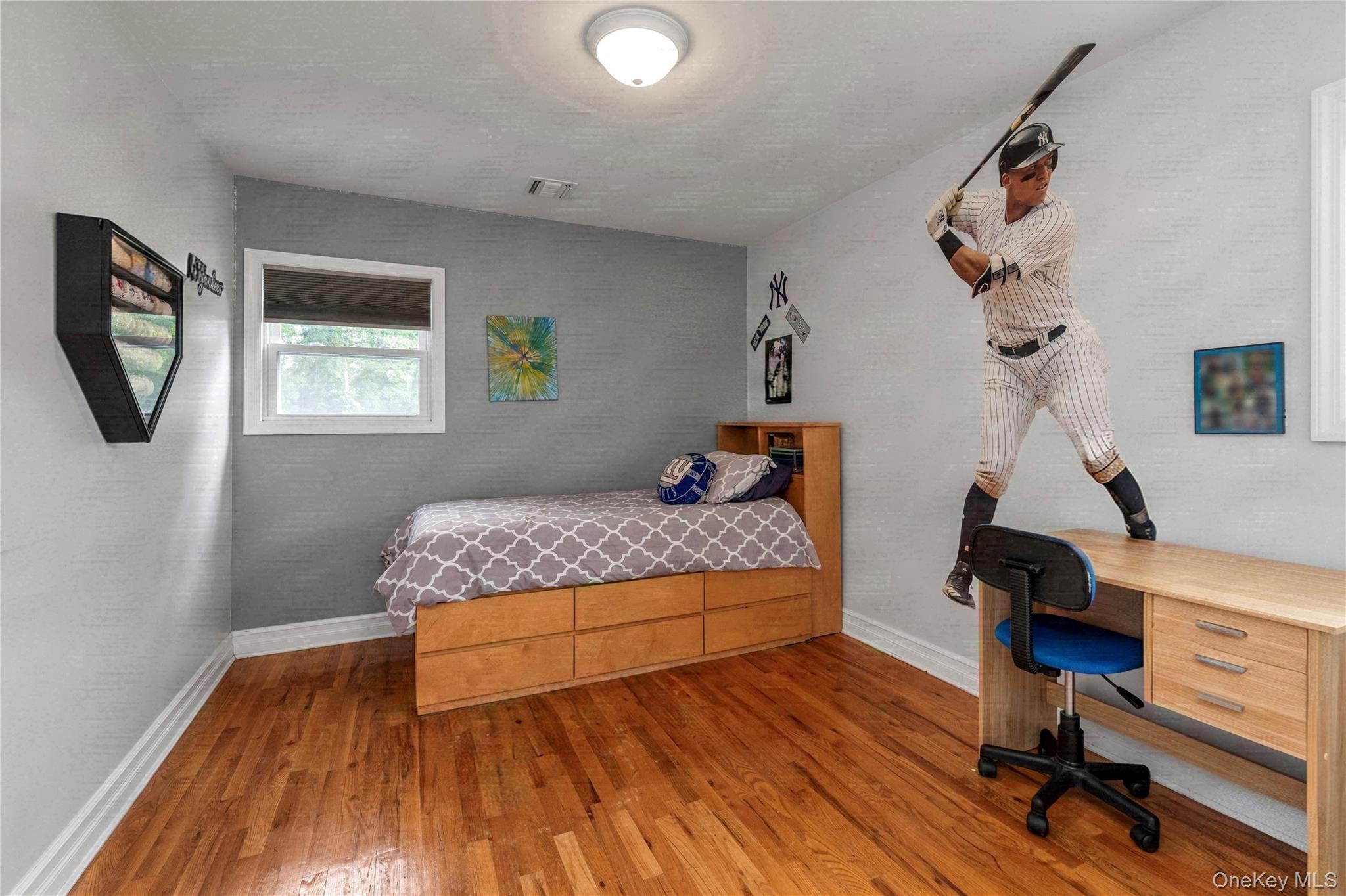 Single Family Jarvis Avenue Queens, NY 11691, MLS-1040340-15