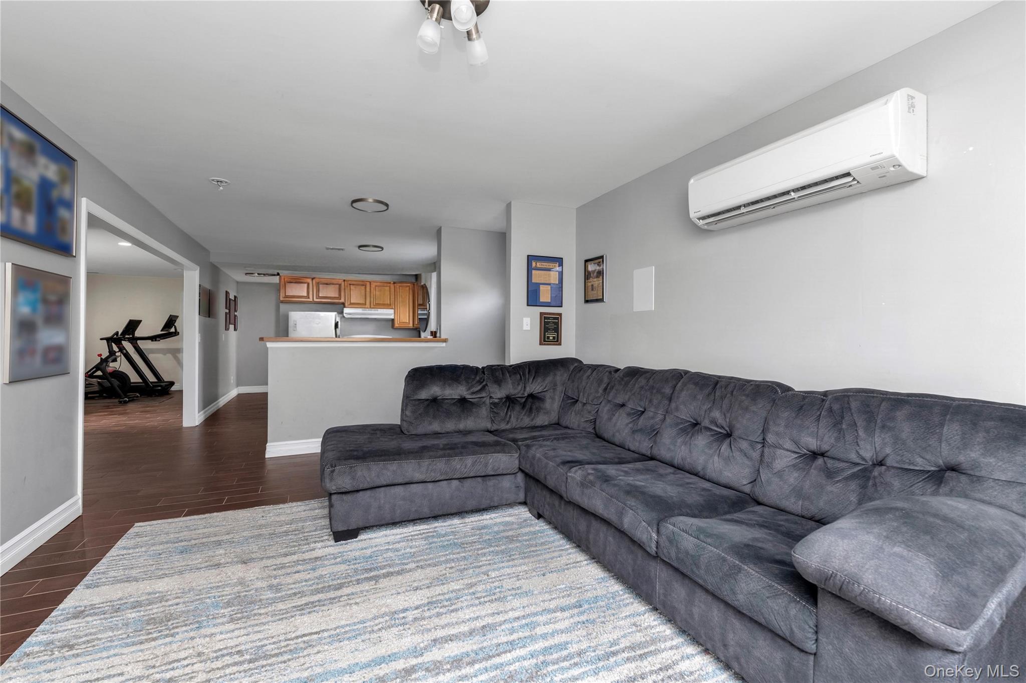 Single Family Jarvis Avenue Queens, NY 11691, MLS-1040340-21