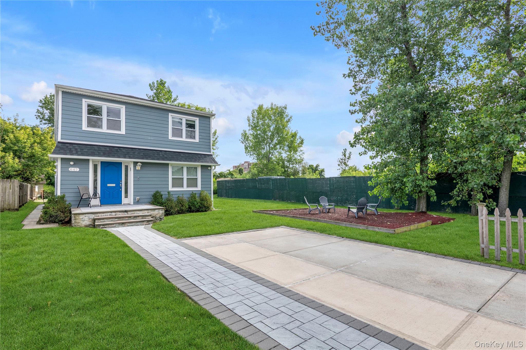 Single Family Jarvis Avenue Queens, NY 11691, MLS-1040340-3