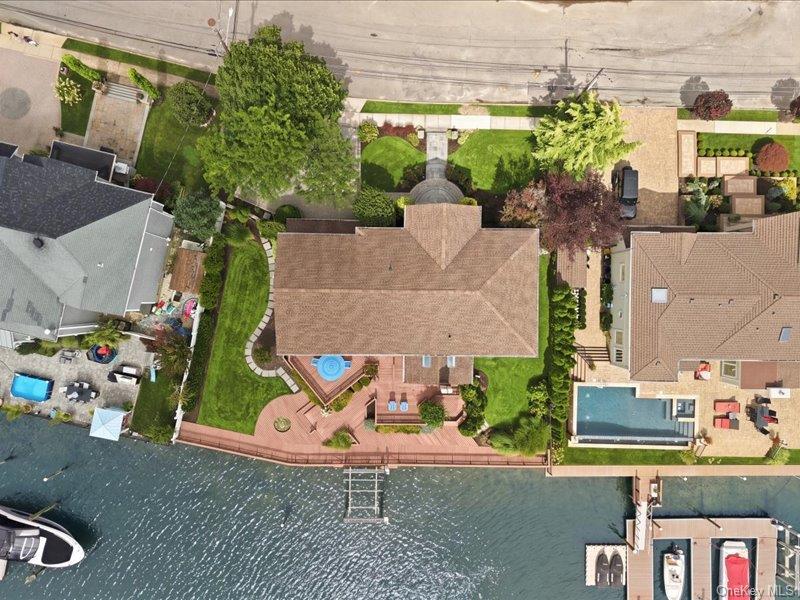 Single Family Whitewood Drive  Nassau County, NY 11762, MLS-1040353-43