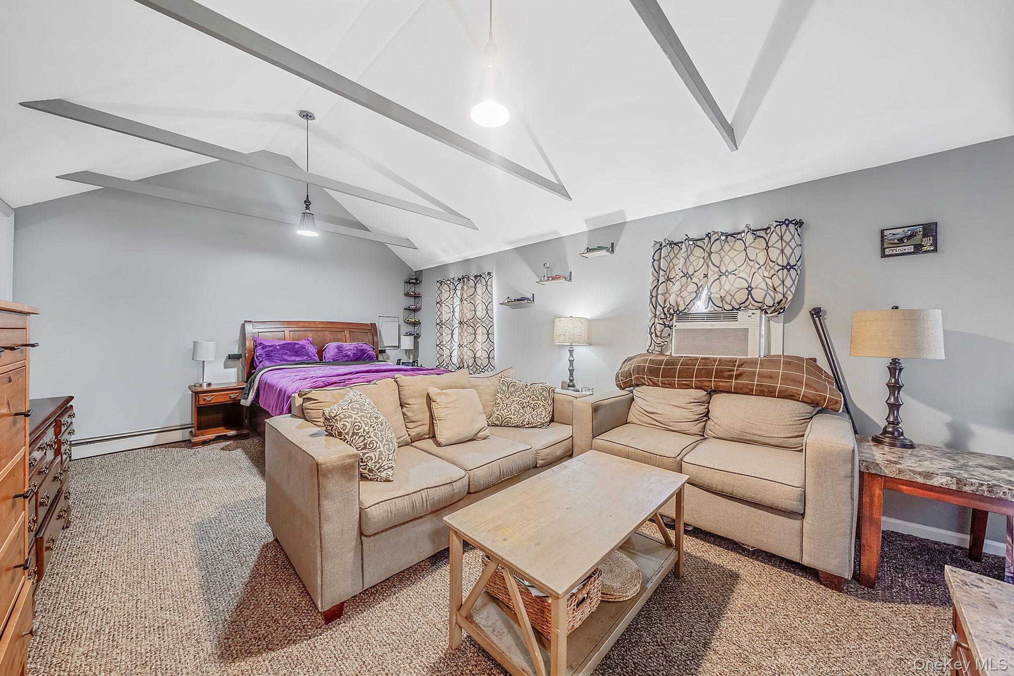 Single Family Mowbray Avenue  Suffolk County, NY 11706, MLS-1040354-21