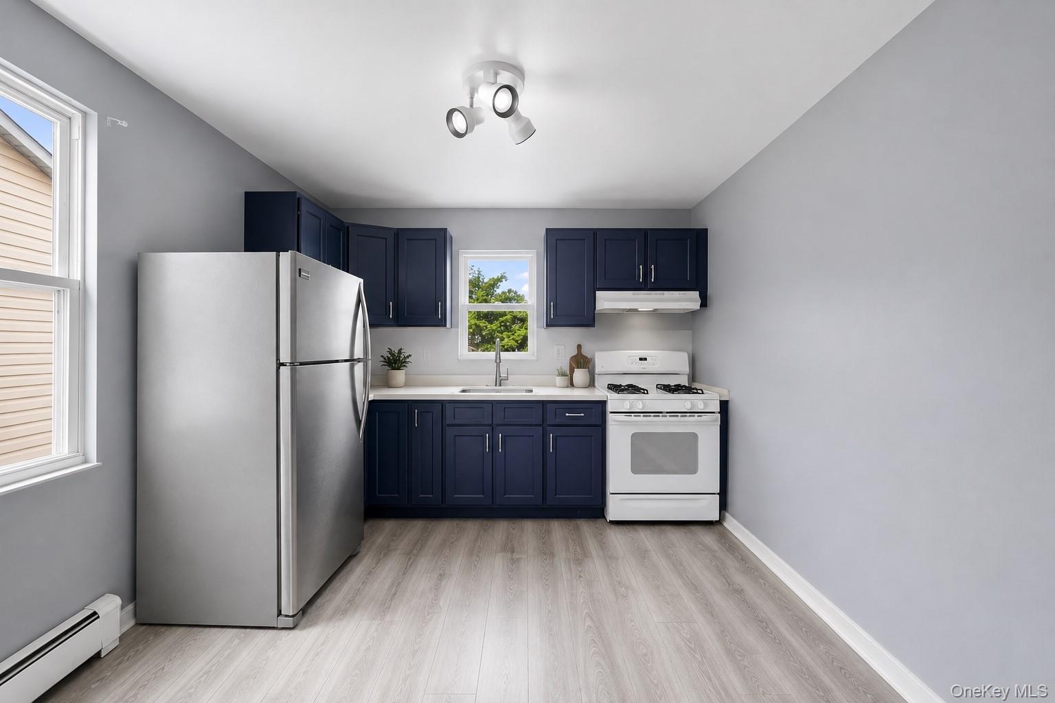 Single Family Haight Avenue Bronx, NY 10461, MLS-1040356-12