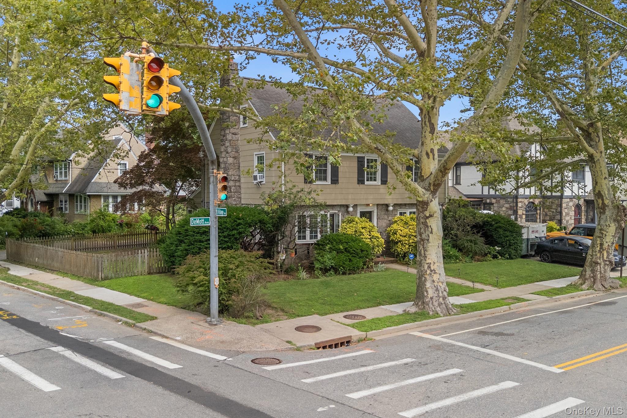 Single Family Demott Avenue Nassau County, NY 11570, MLS-1040367-4