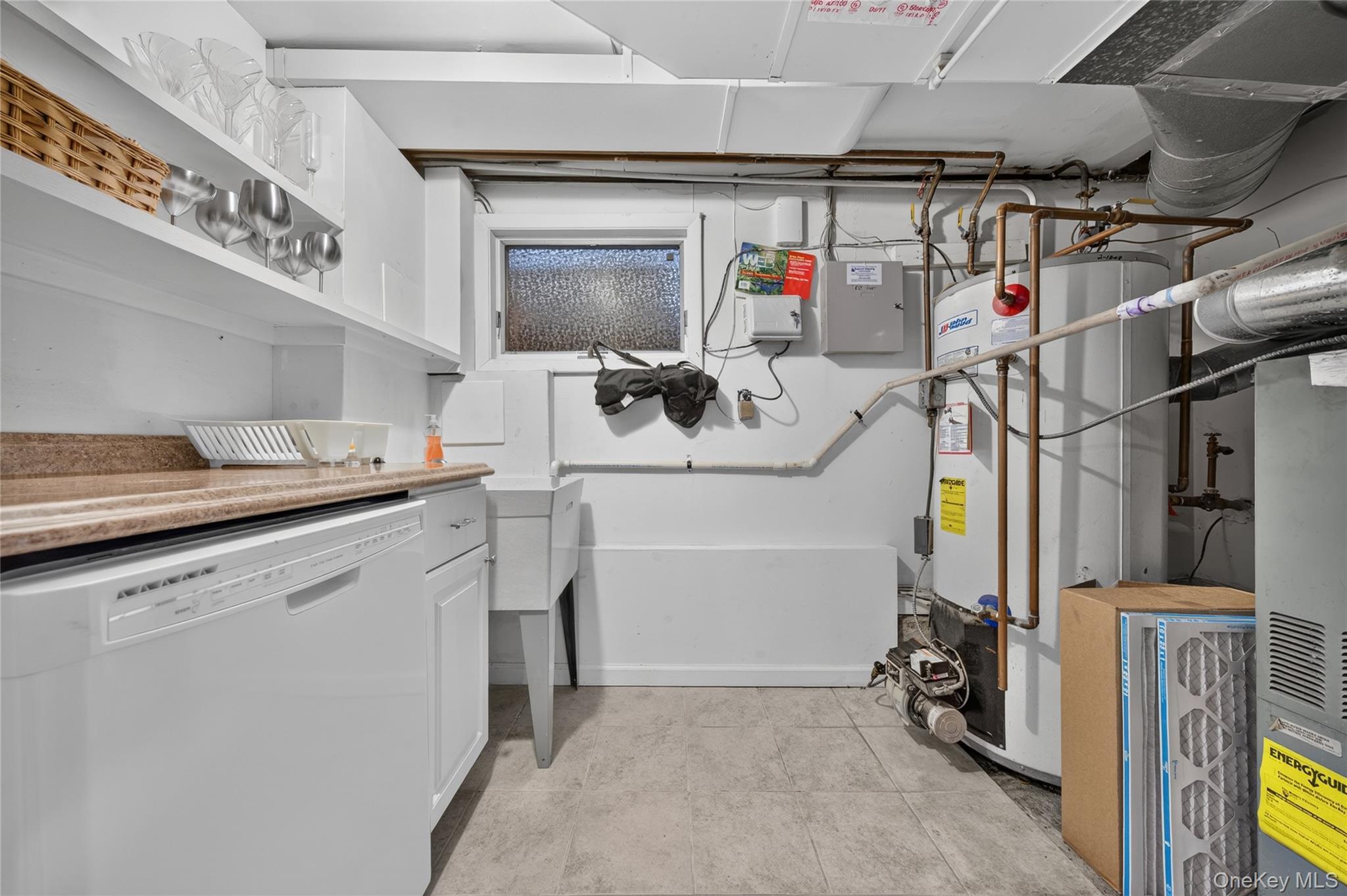 Single Family Bunker Drive  Nassau County, NY 11572, MLS-1040373-26