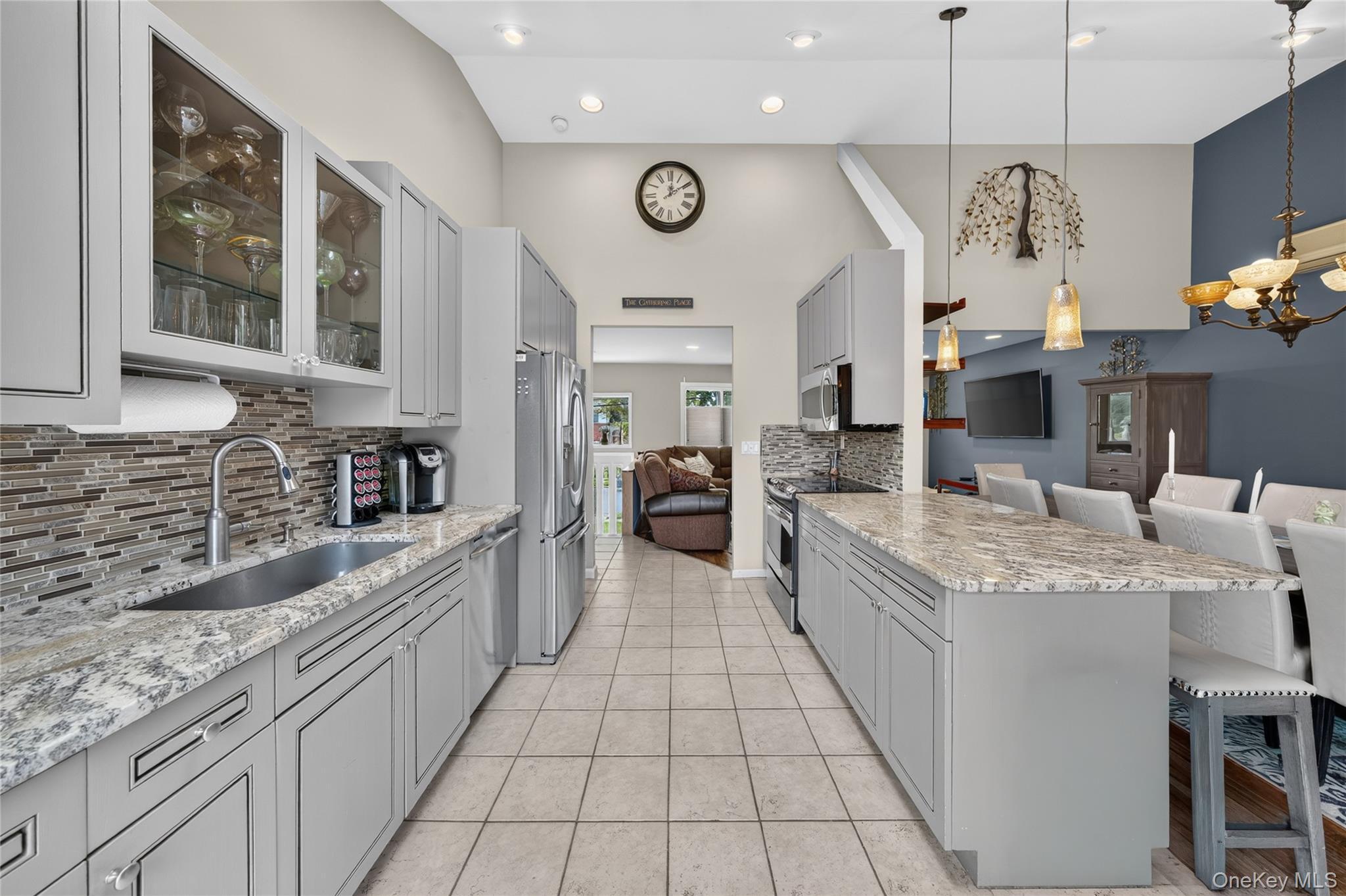Single Family Bunker Drive  Nassau County, NY 11572, MLS-1040373-8